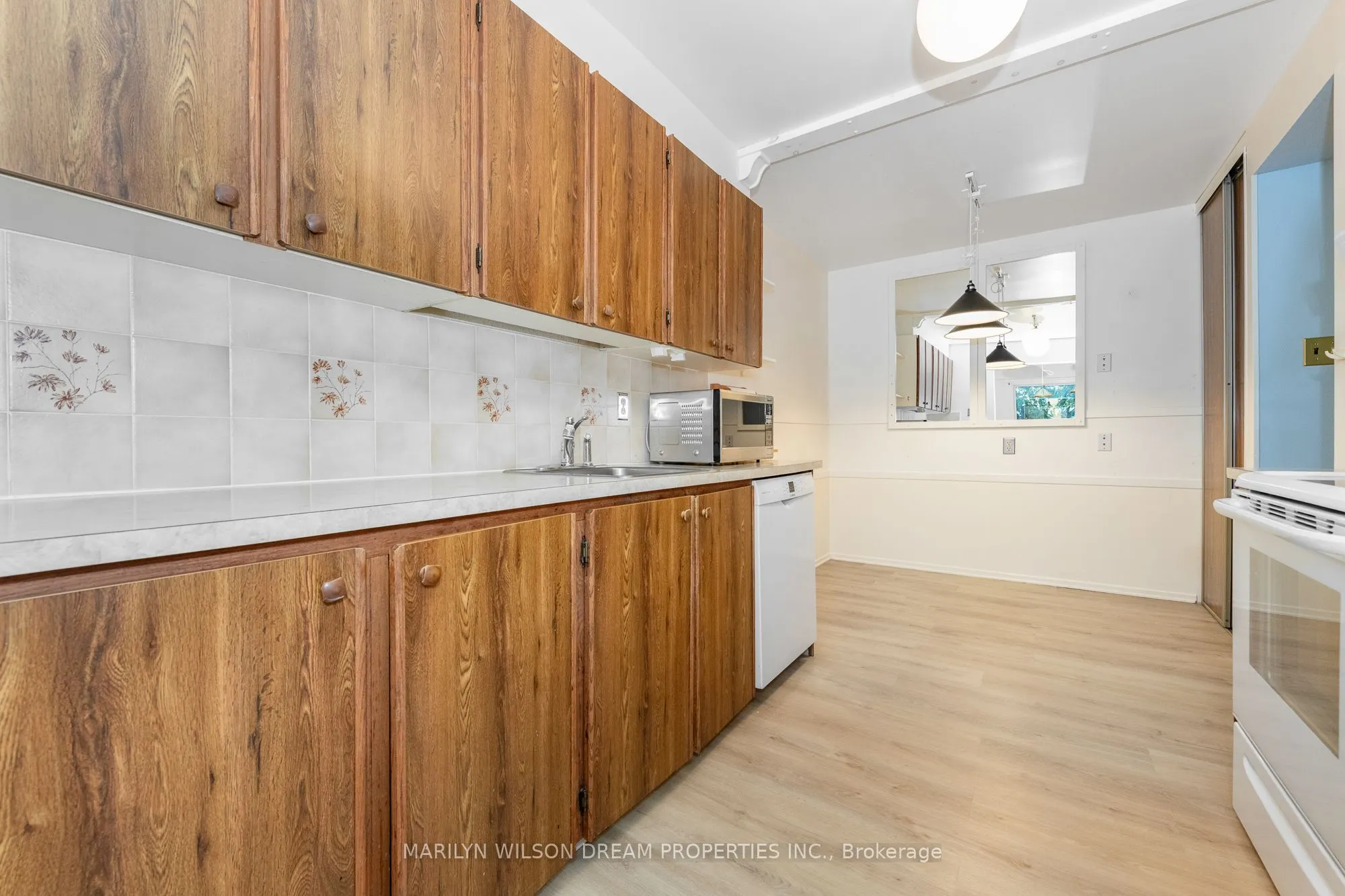 1087 Ormes Place, #26