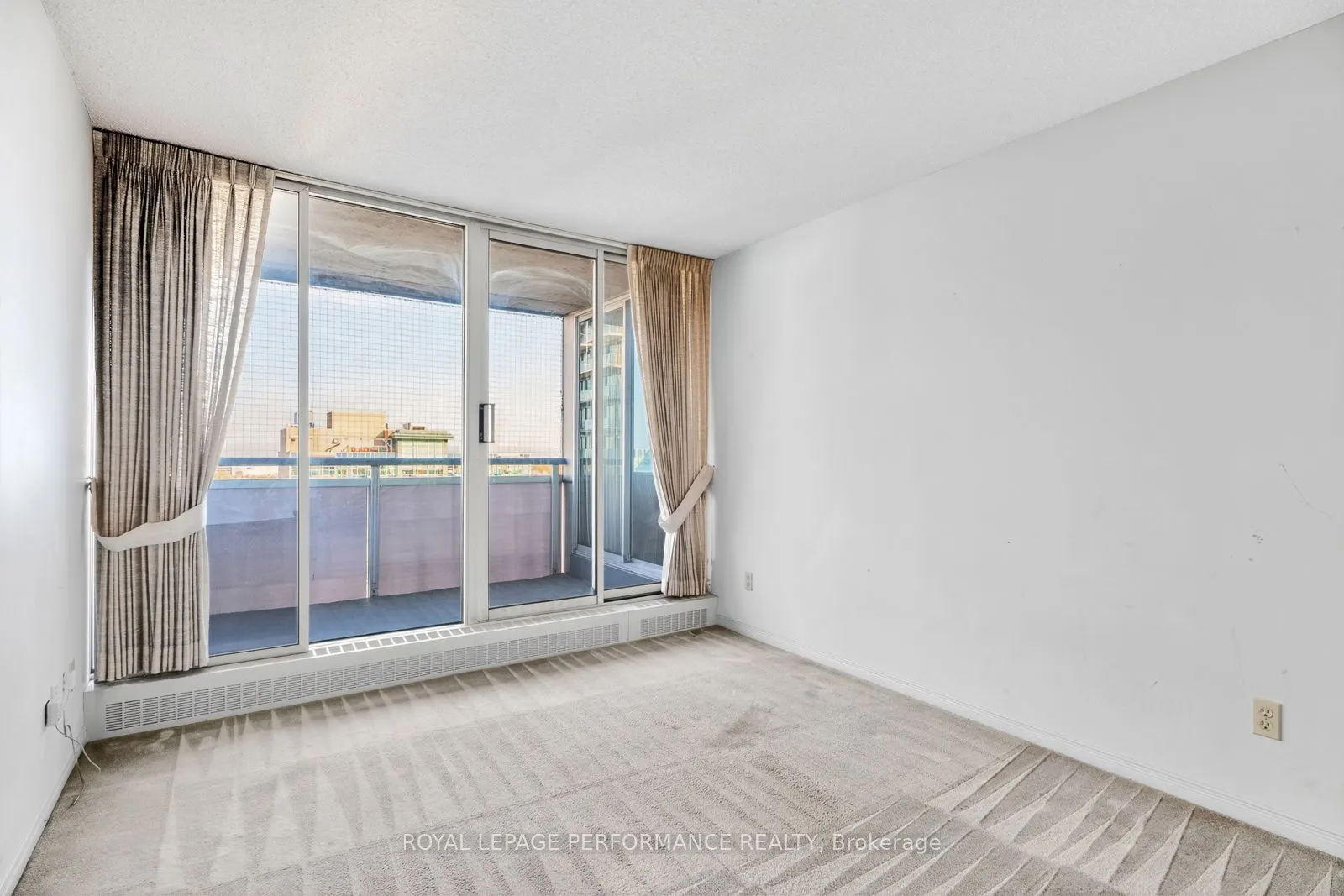 160 George Street, #1603