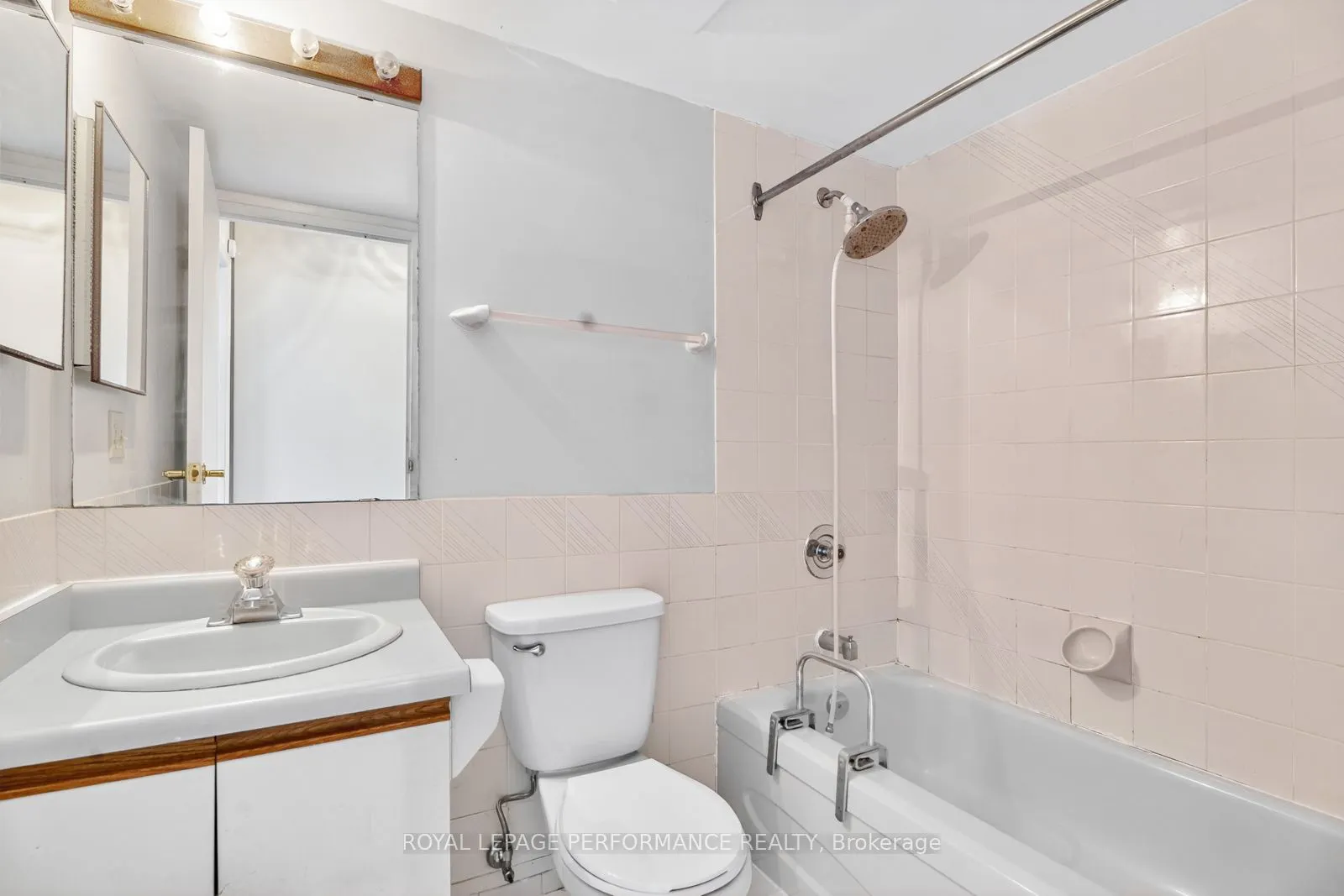 160 George Street, #1603