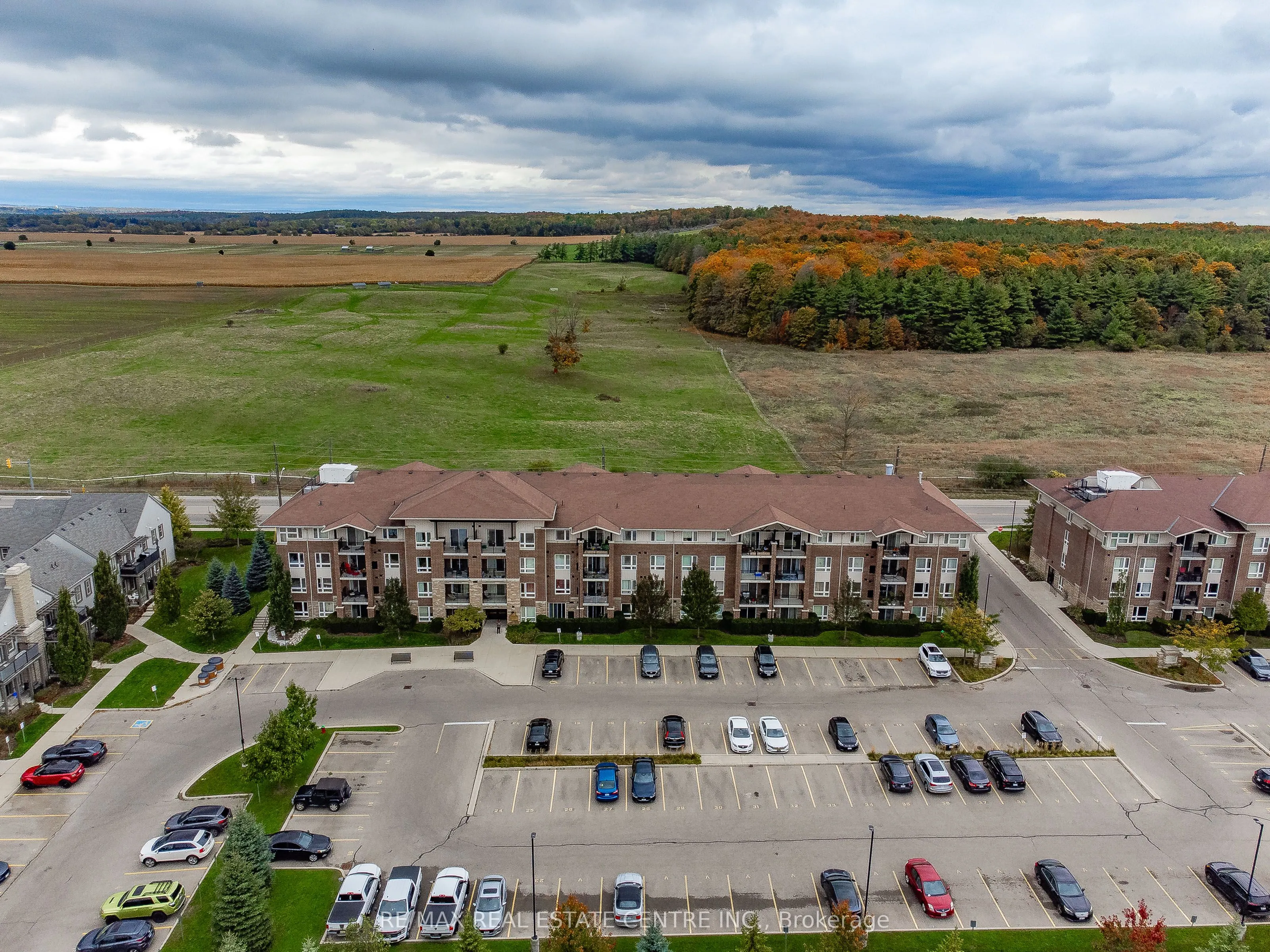 67 Kingsbury Square, #411