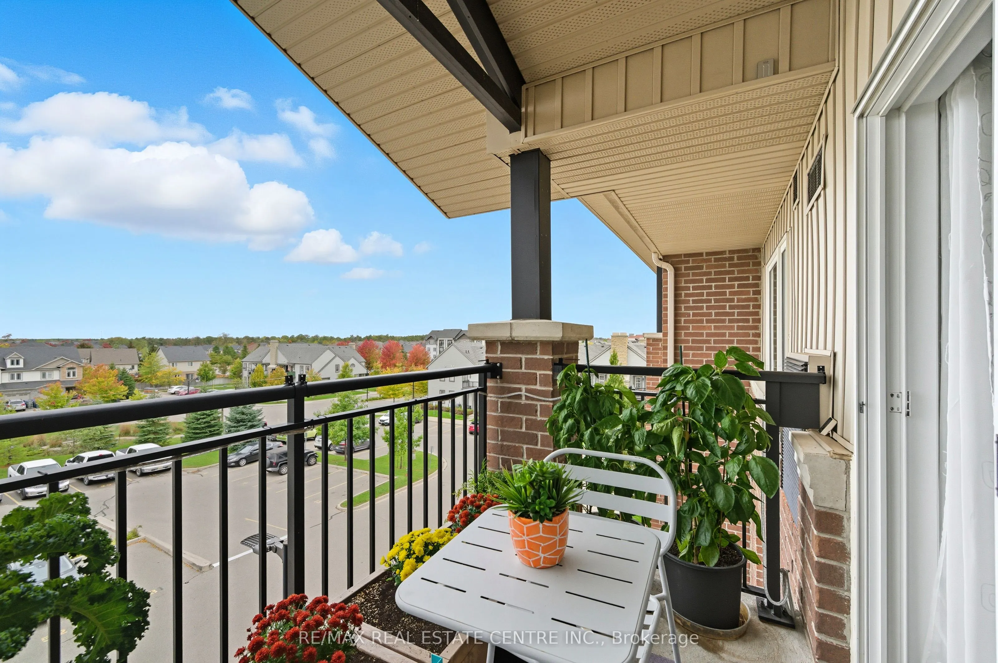 67 Kingsbury Square, #411