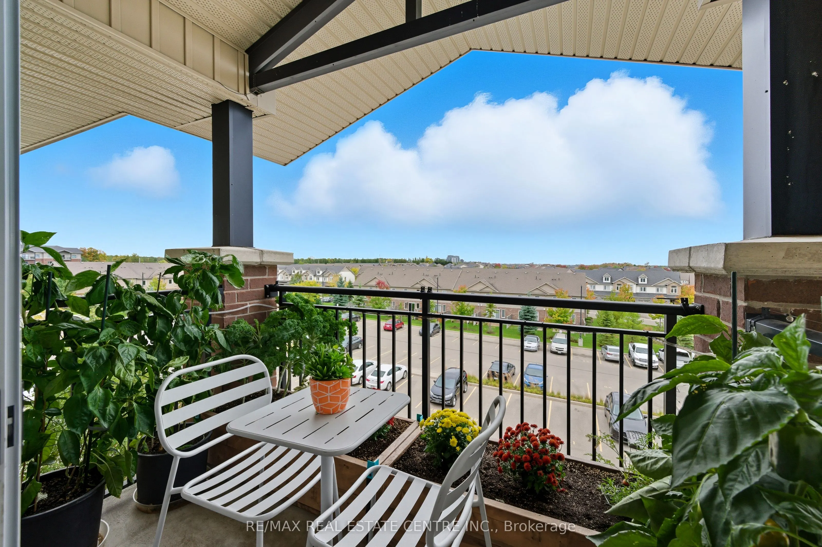 67 Kingsbury Square, #411