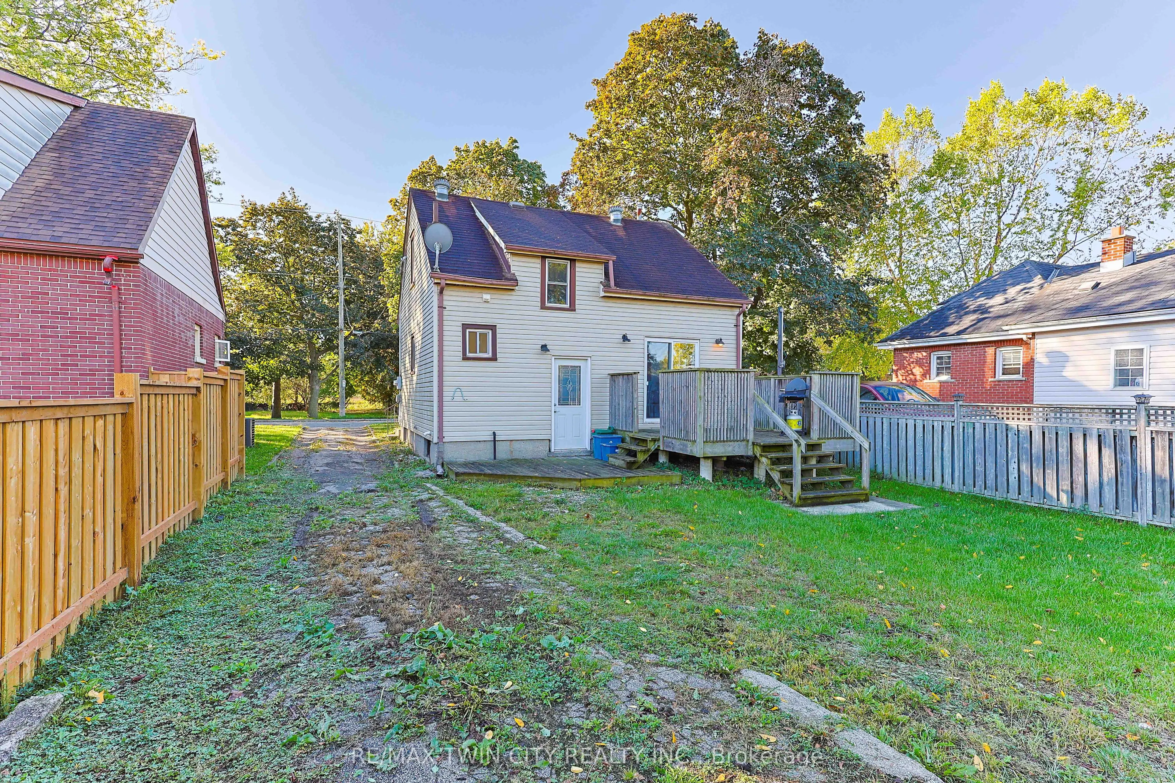 83 Baldwin Avenue