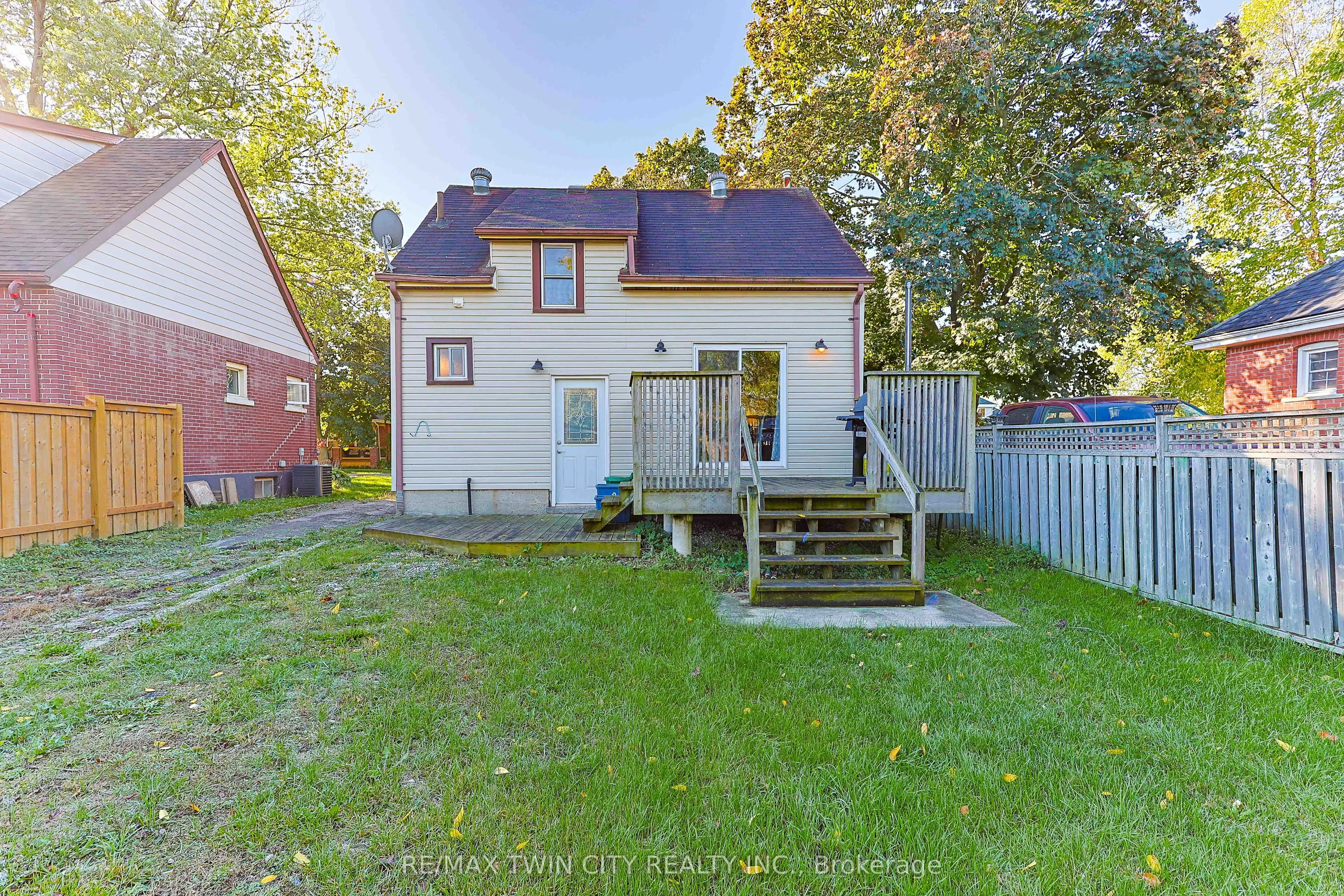 83 Baldwin Avenue
