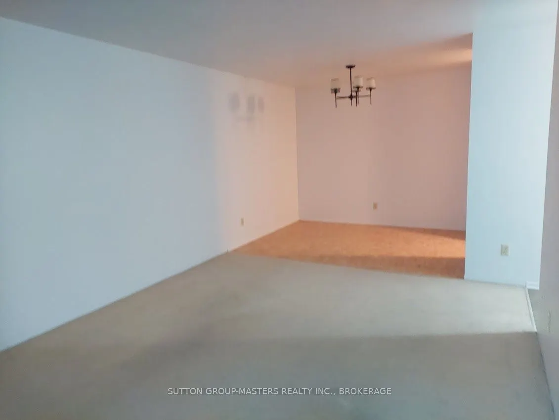 17 Eldon Hall Place, #503