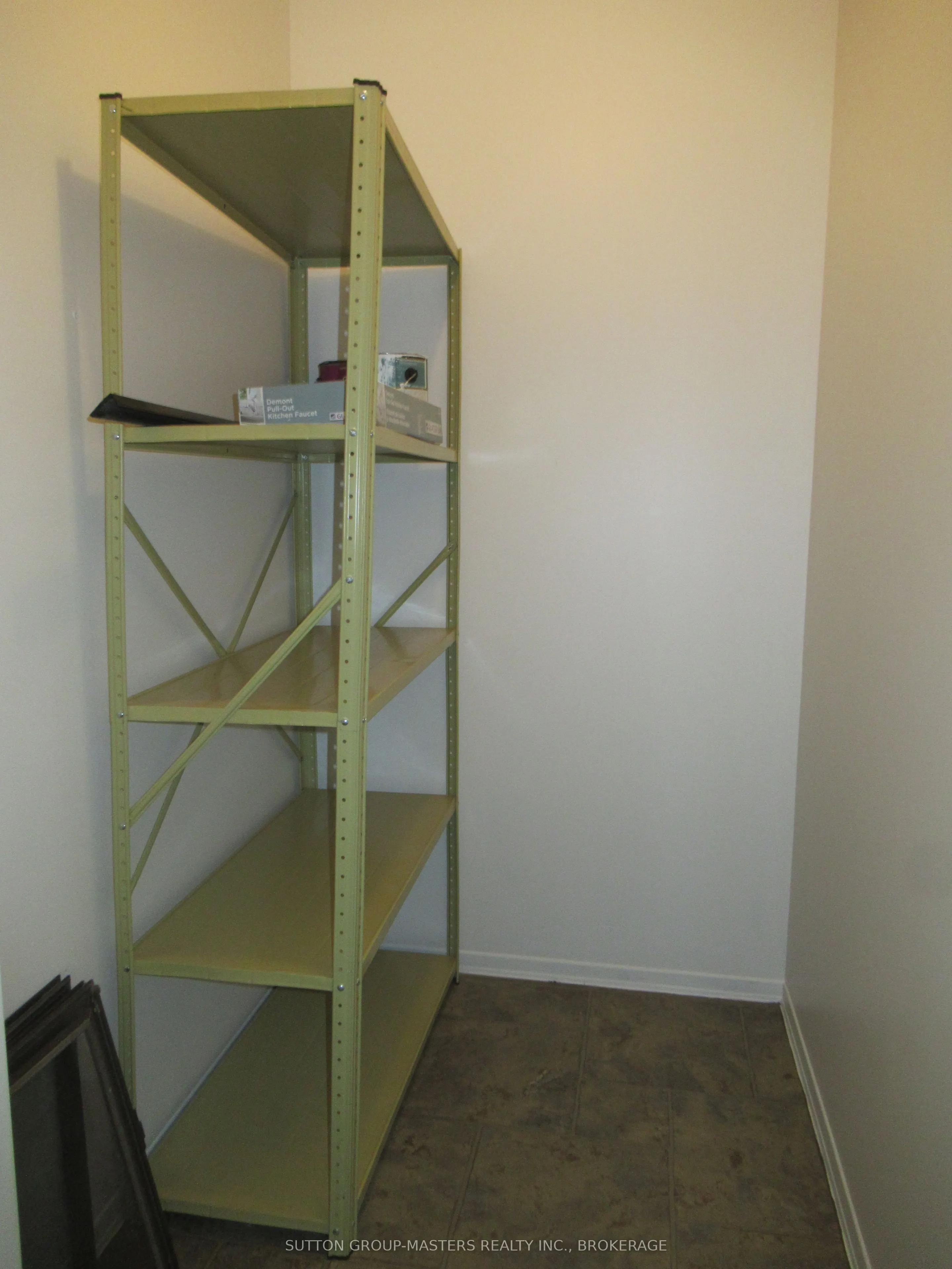 17 Eldon Hall Place, #503