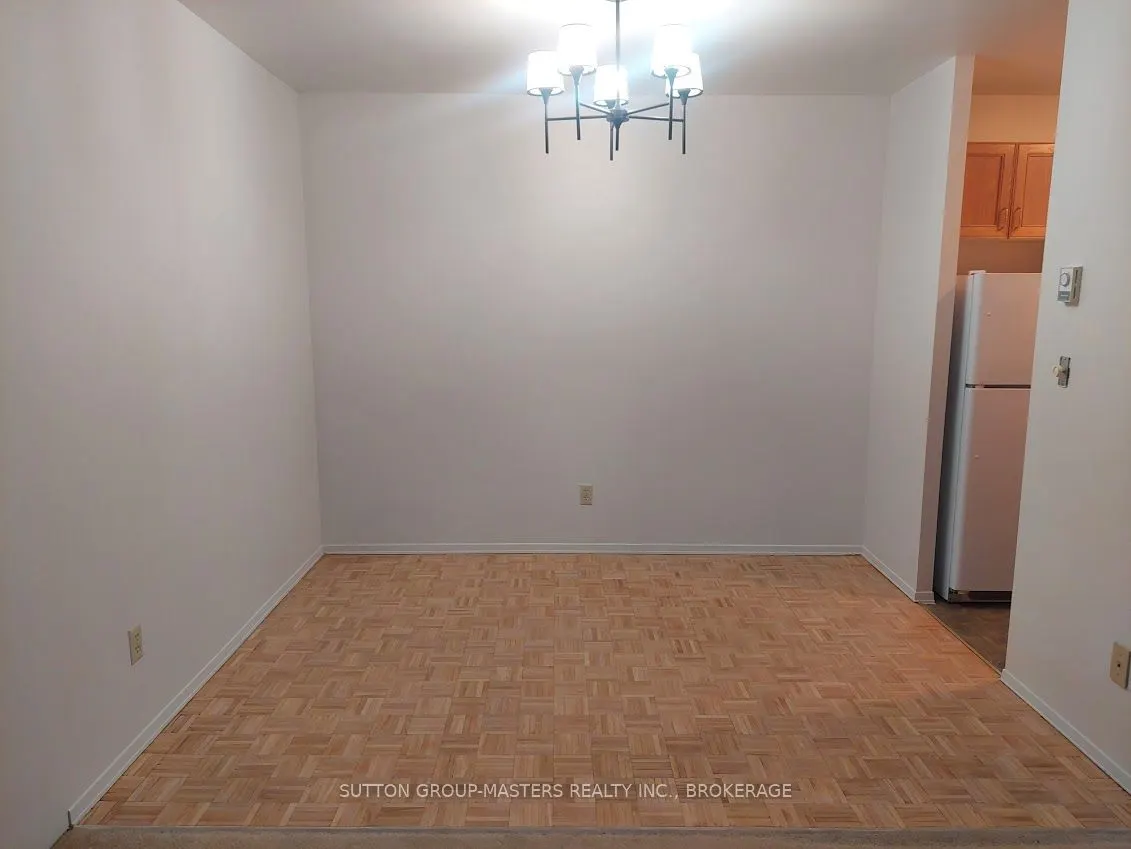 17 Eldon Hall Place, #503