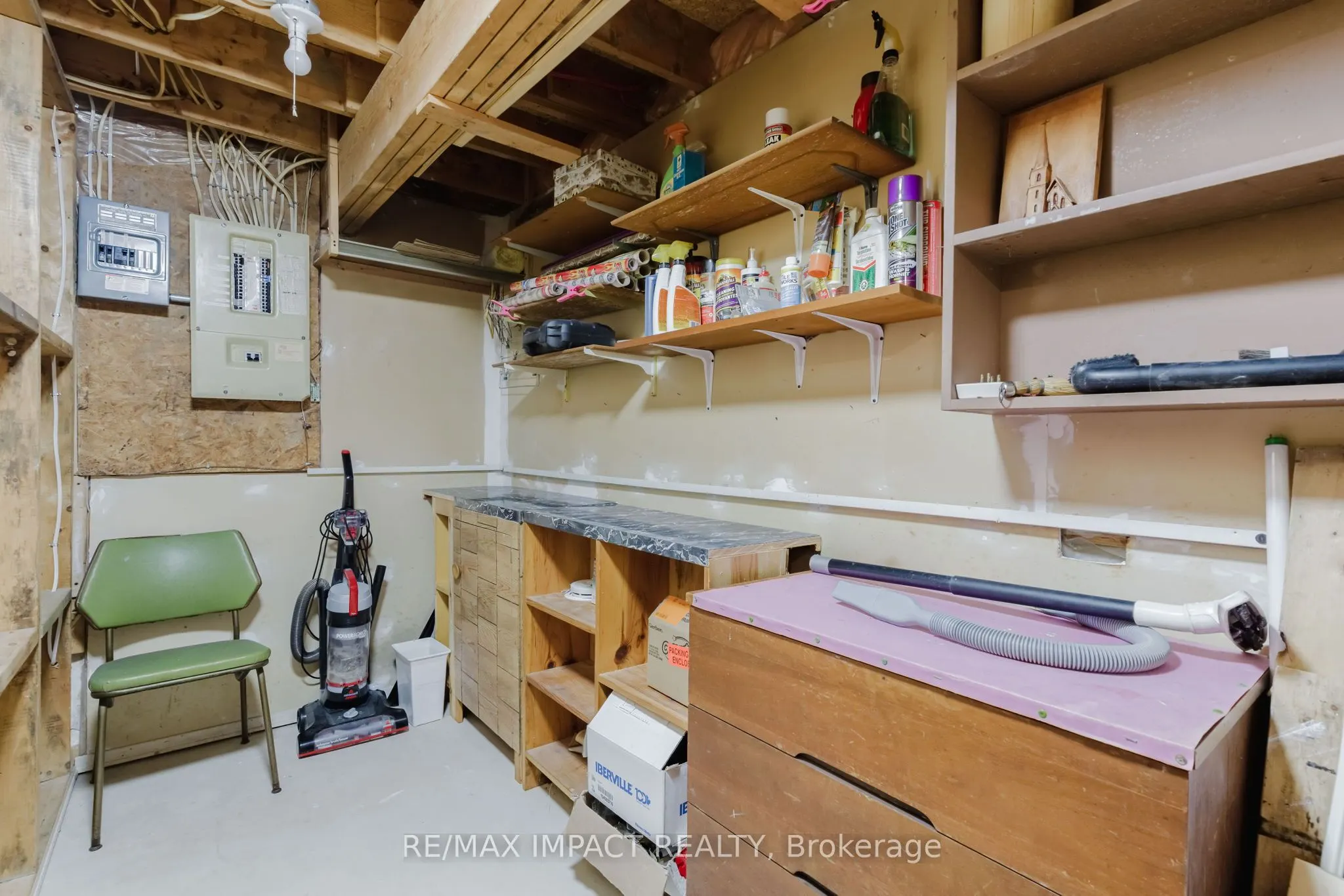 799 Daintry Crescent