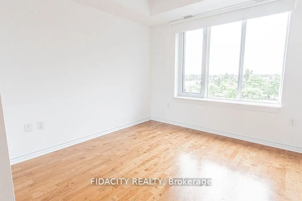 314 Central Park Drive, #511