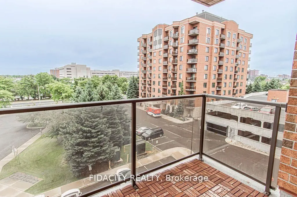 314 Central Park Drive, #511