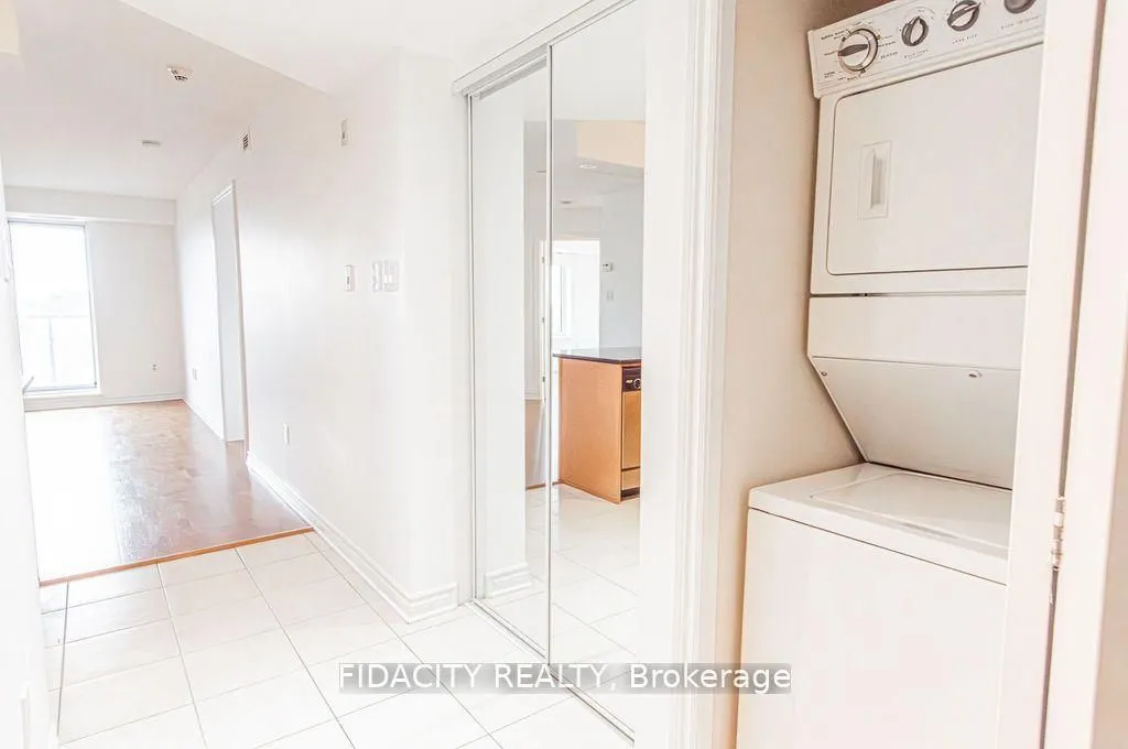 314 Central Park Drive, #511