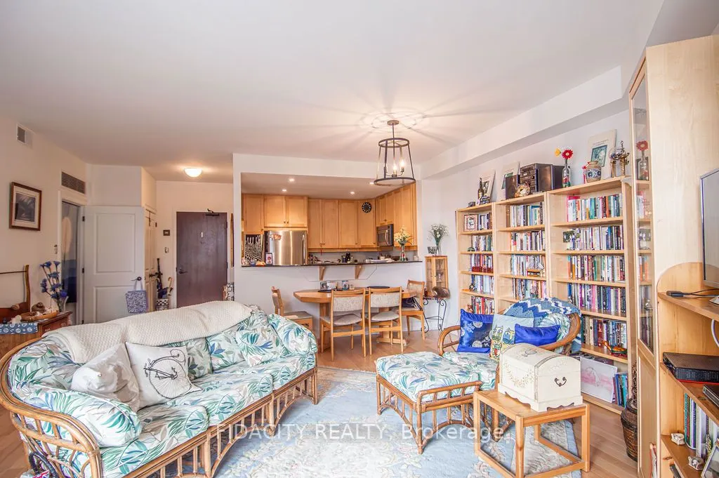 320 Mcleod Street, #503