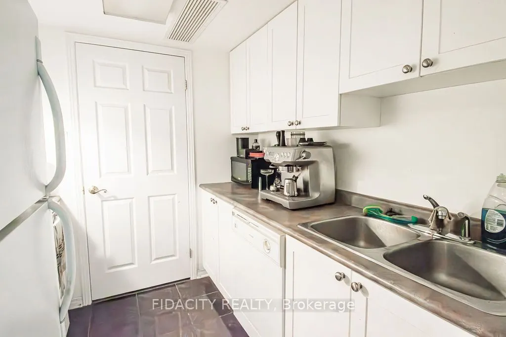 310 Central Park Drive, #5C