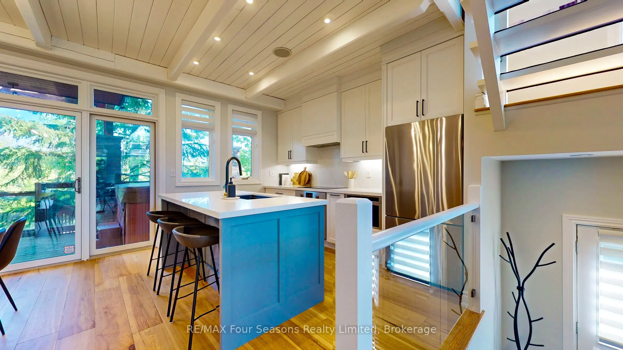 214 BLUESKI GEORGE Crescent, #26