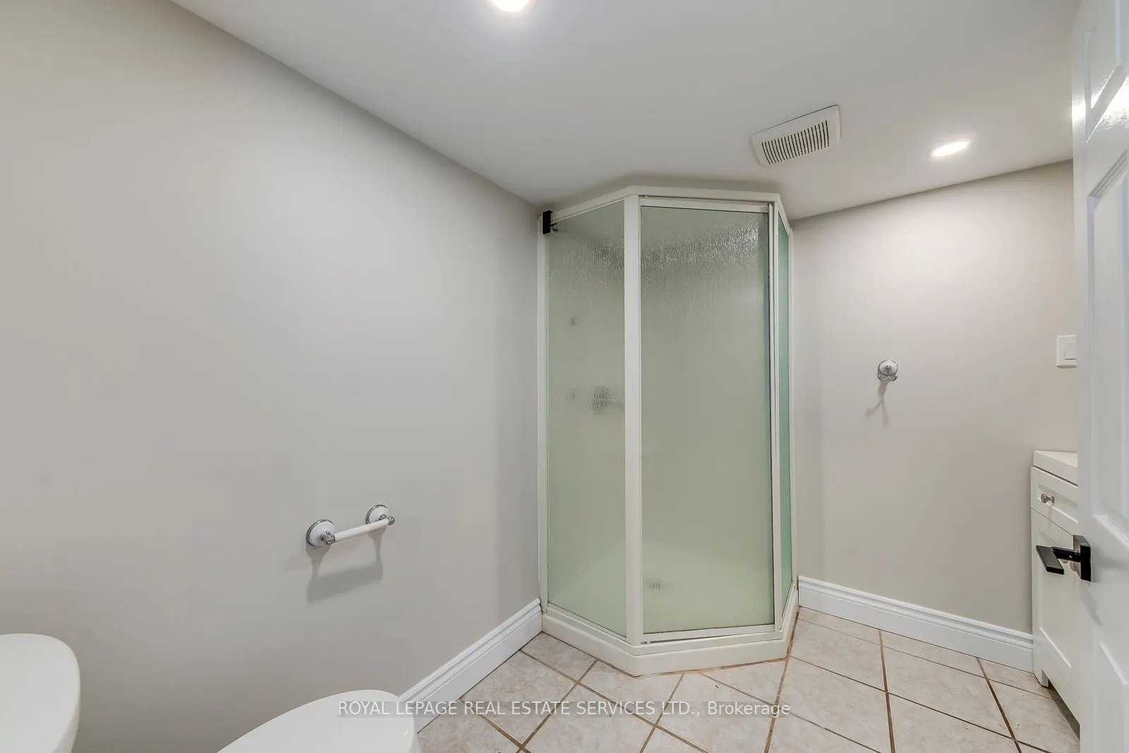 38 Moraine Walk