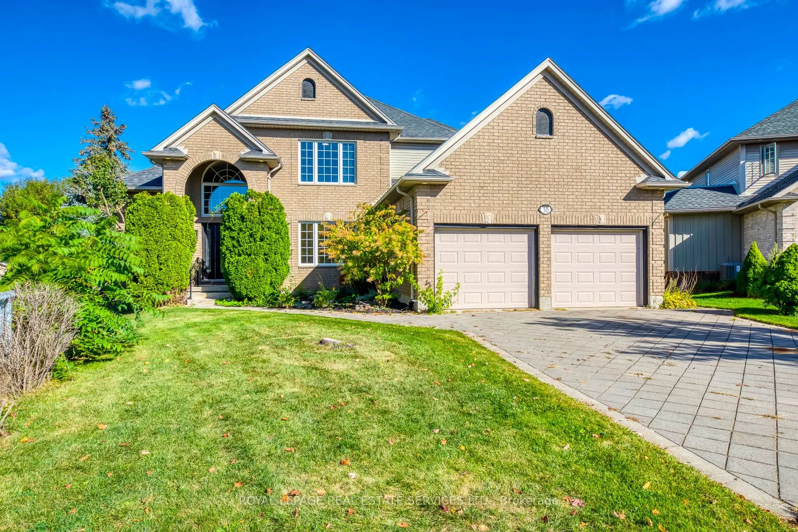 38 Moraine Walk