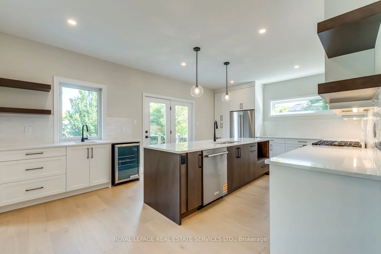 38 Moraine Walk