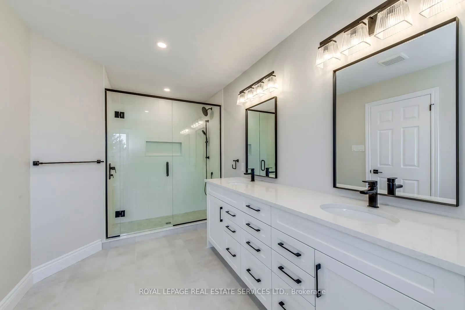 38 Moraine Walk