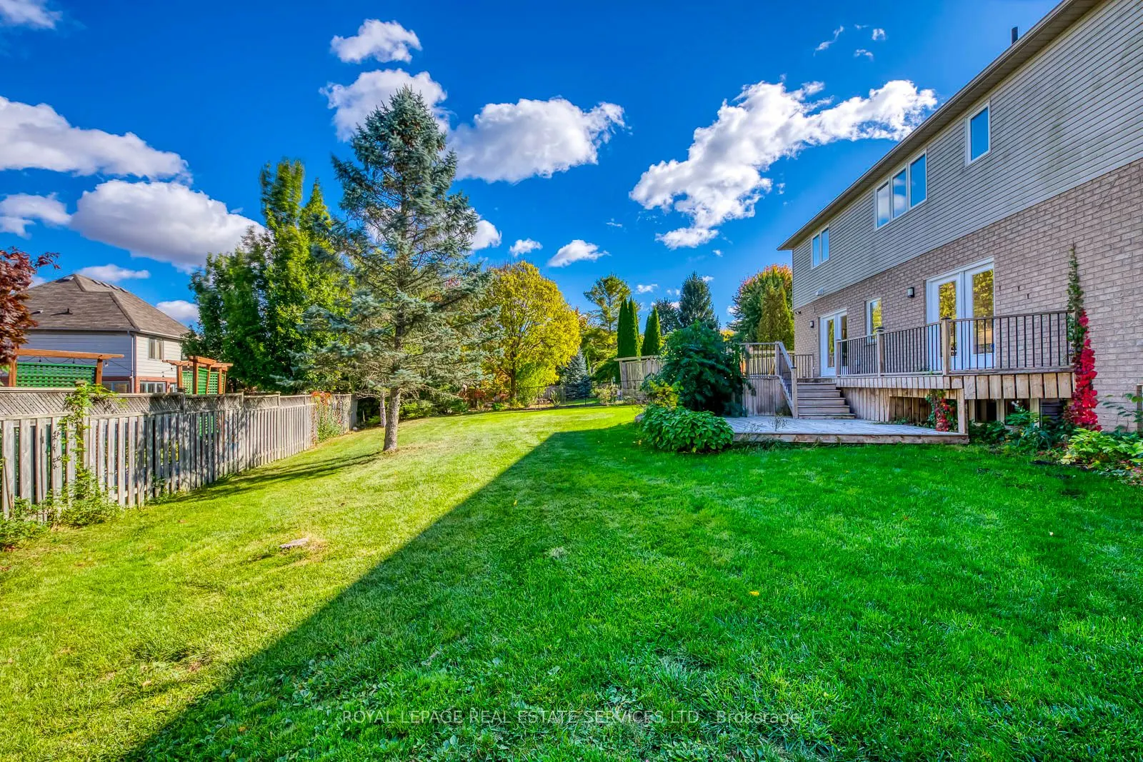 38 Moraine Walk