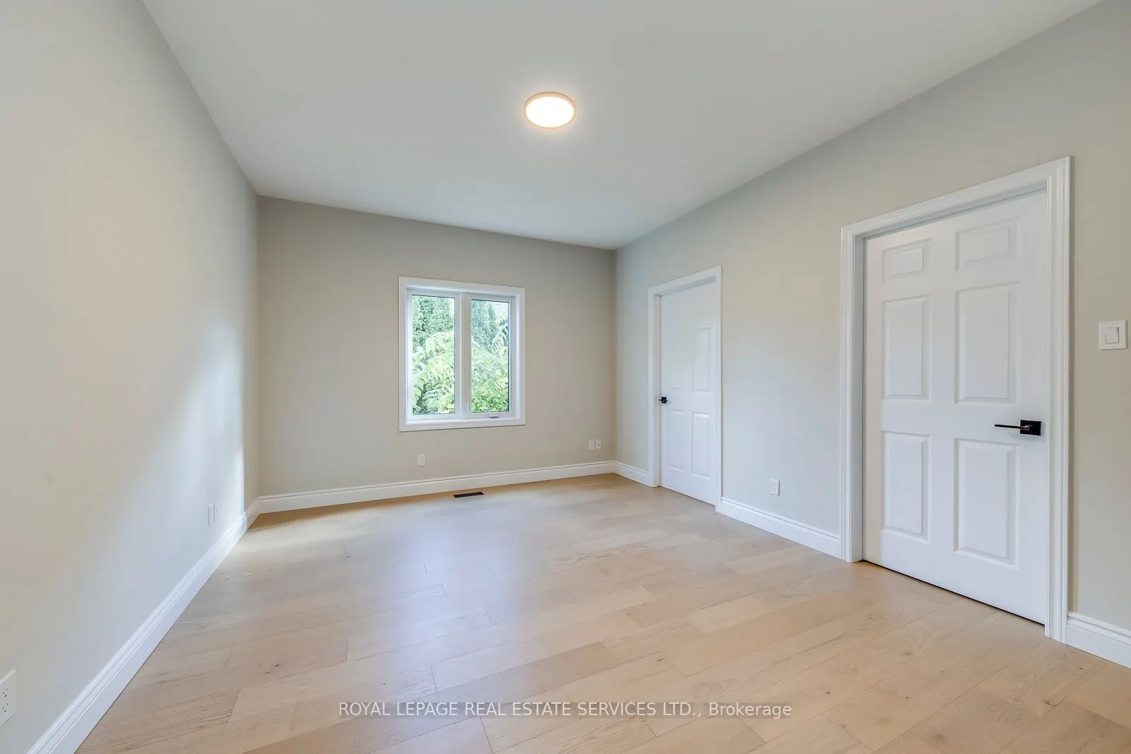 38 Moraine Walk