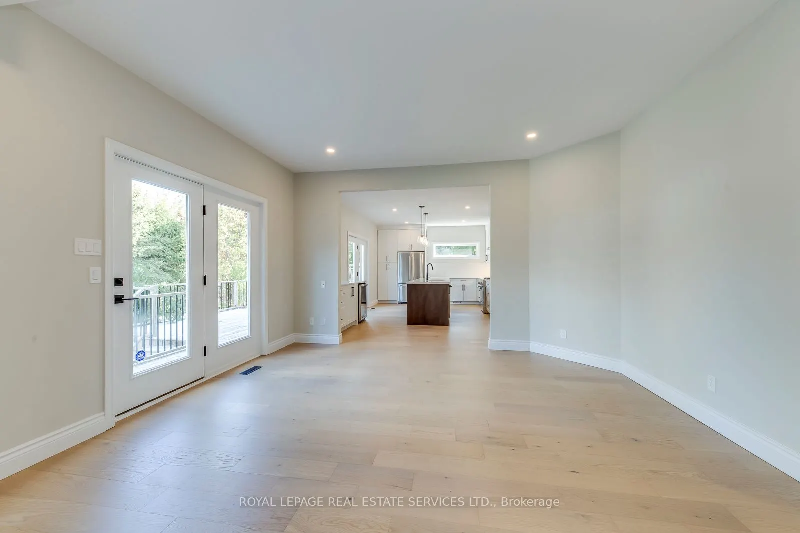 38 Moraine Walk