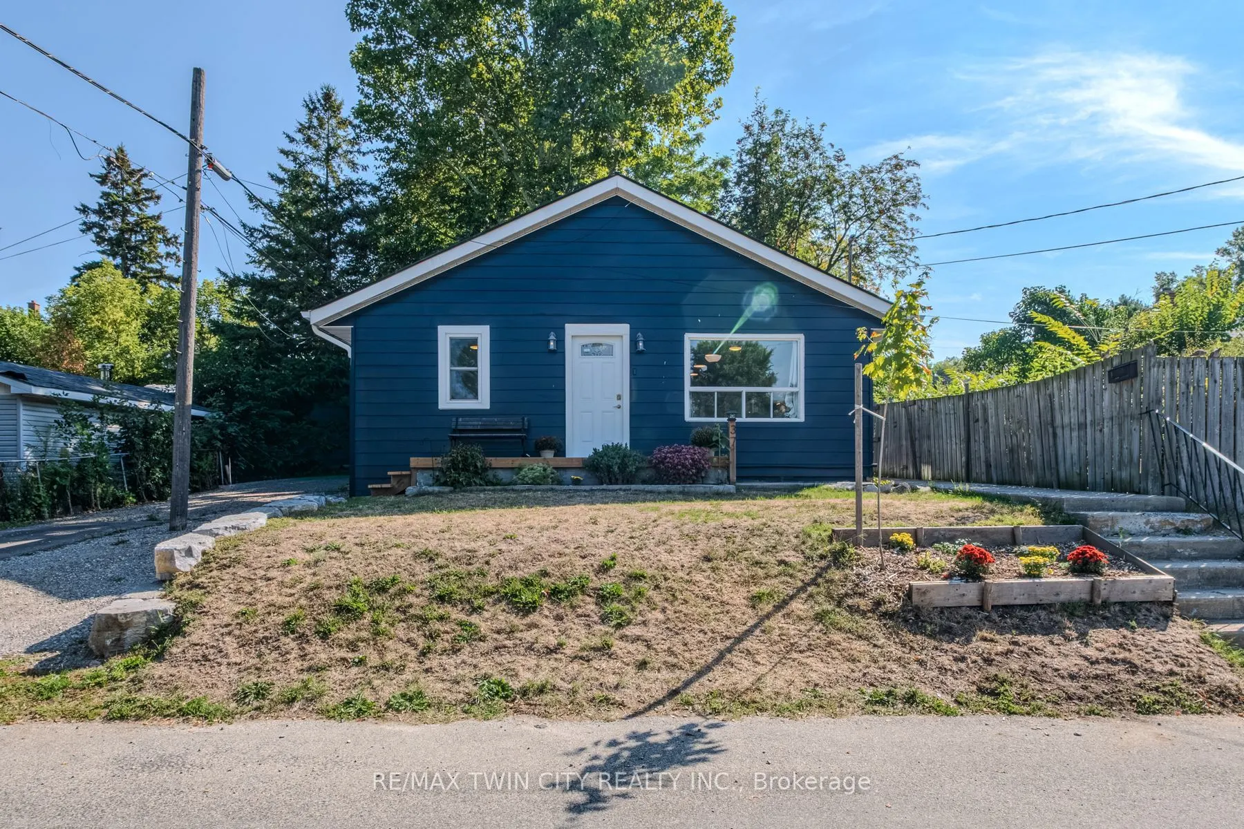 37 Twelfth Avenue