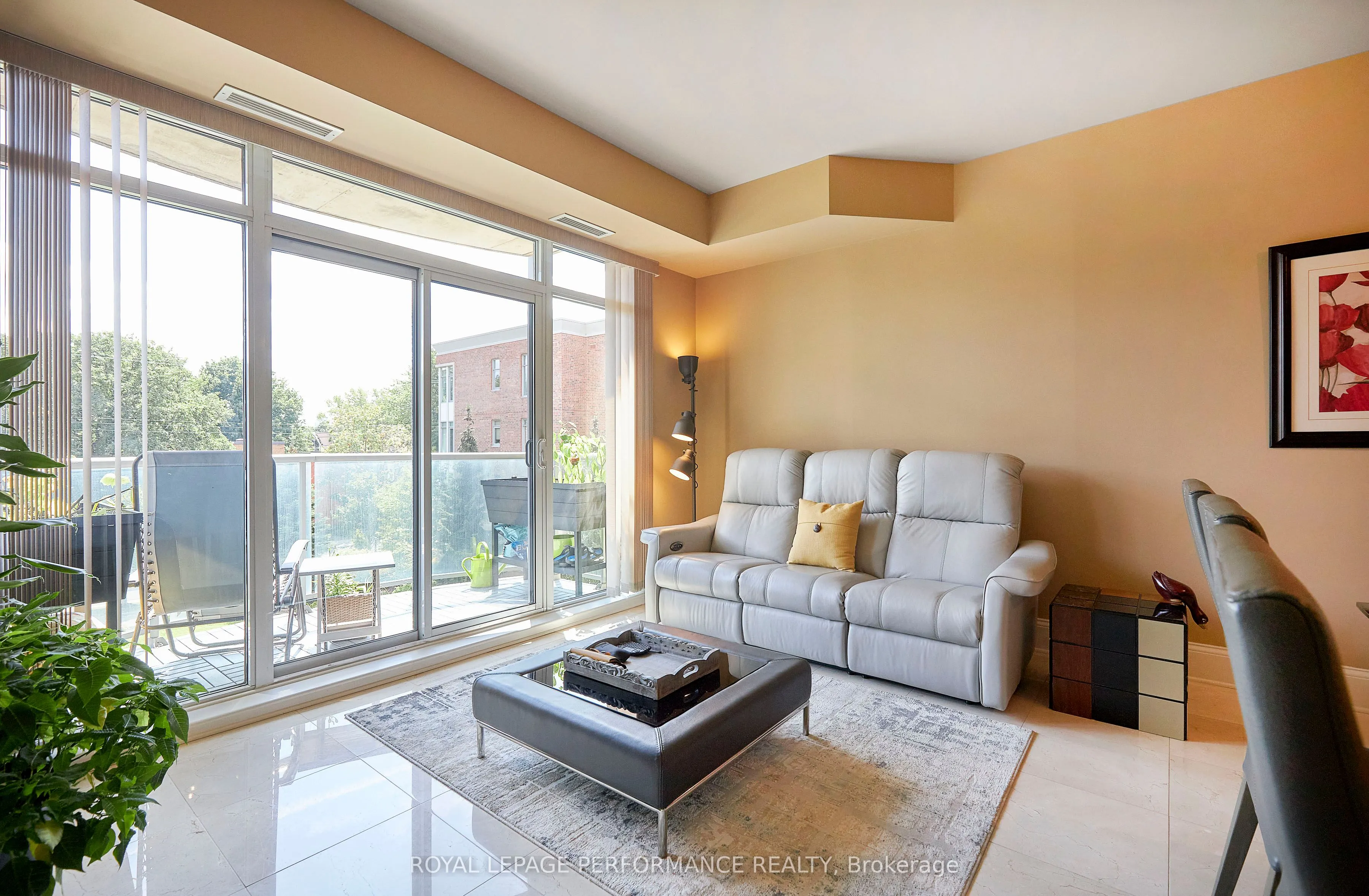 205 Bolton Street, #332