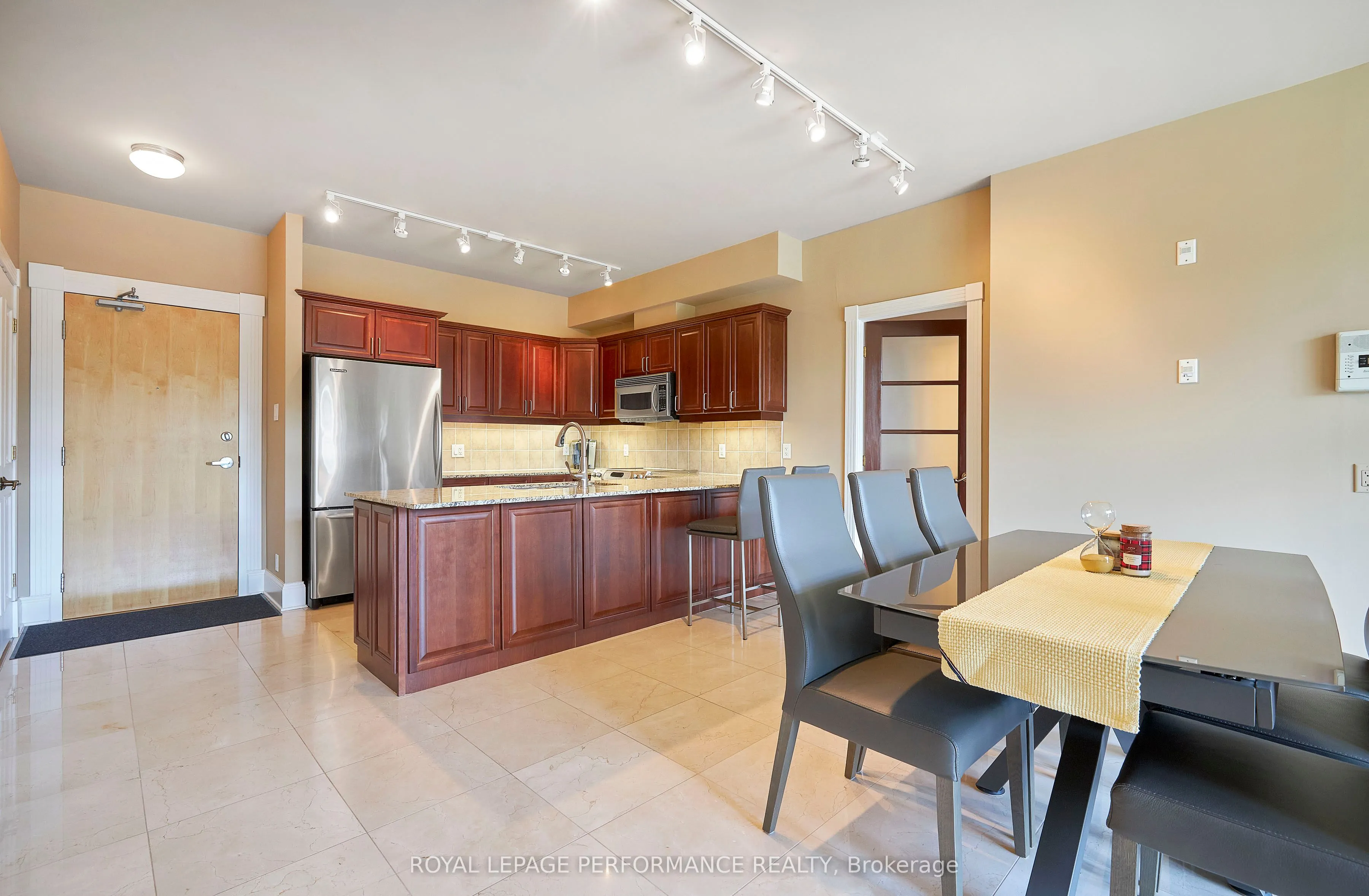 205 Bolton Street, #332