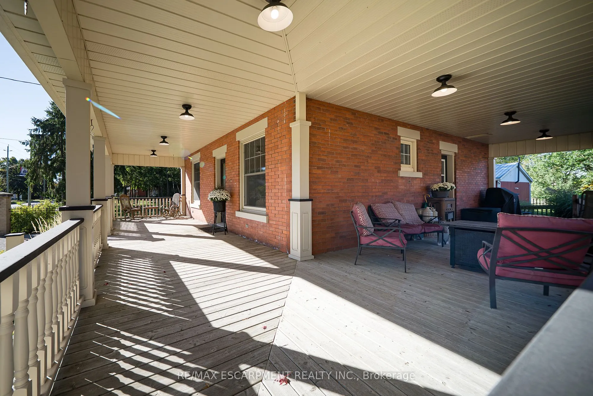 57 STOVER Street N