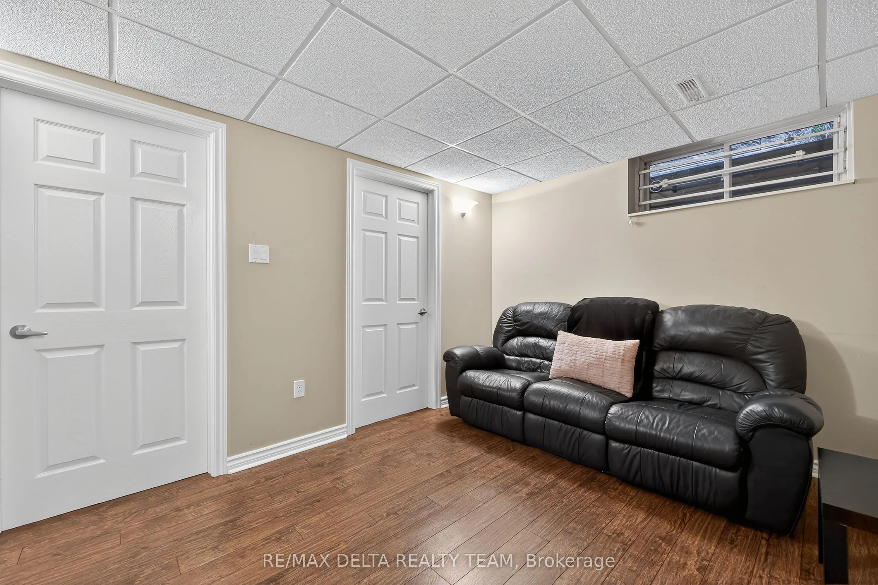 63 Highwood Private