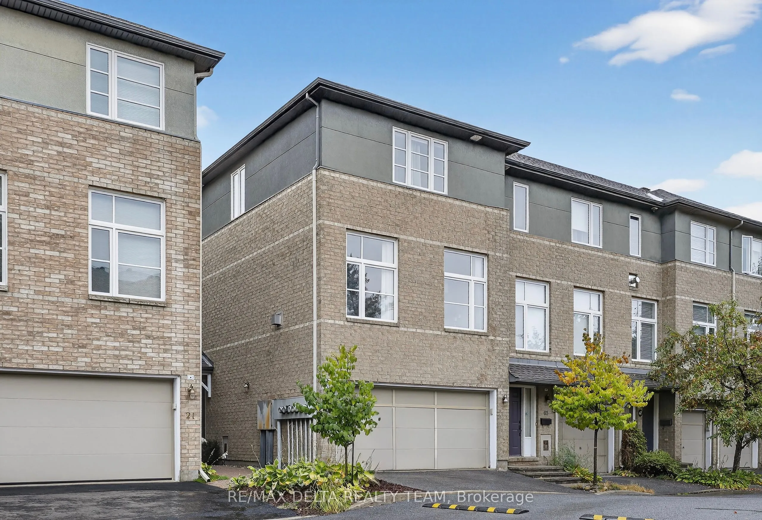 63 Highwood Private
