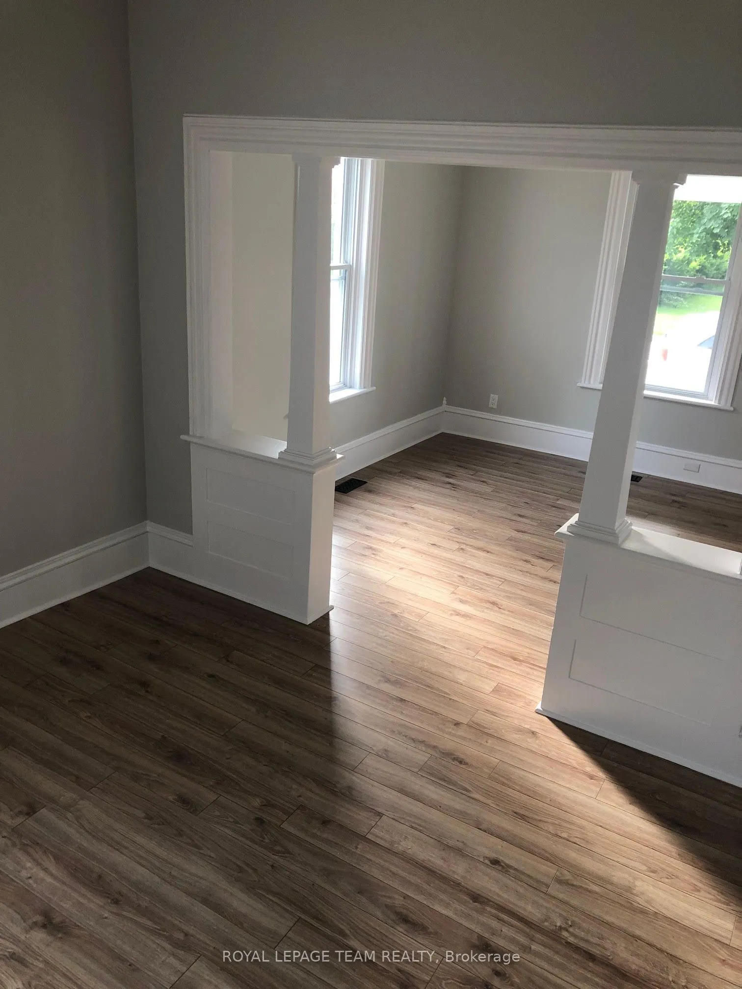 114 Main Street E