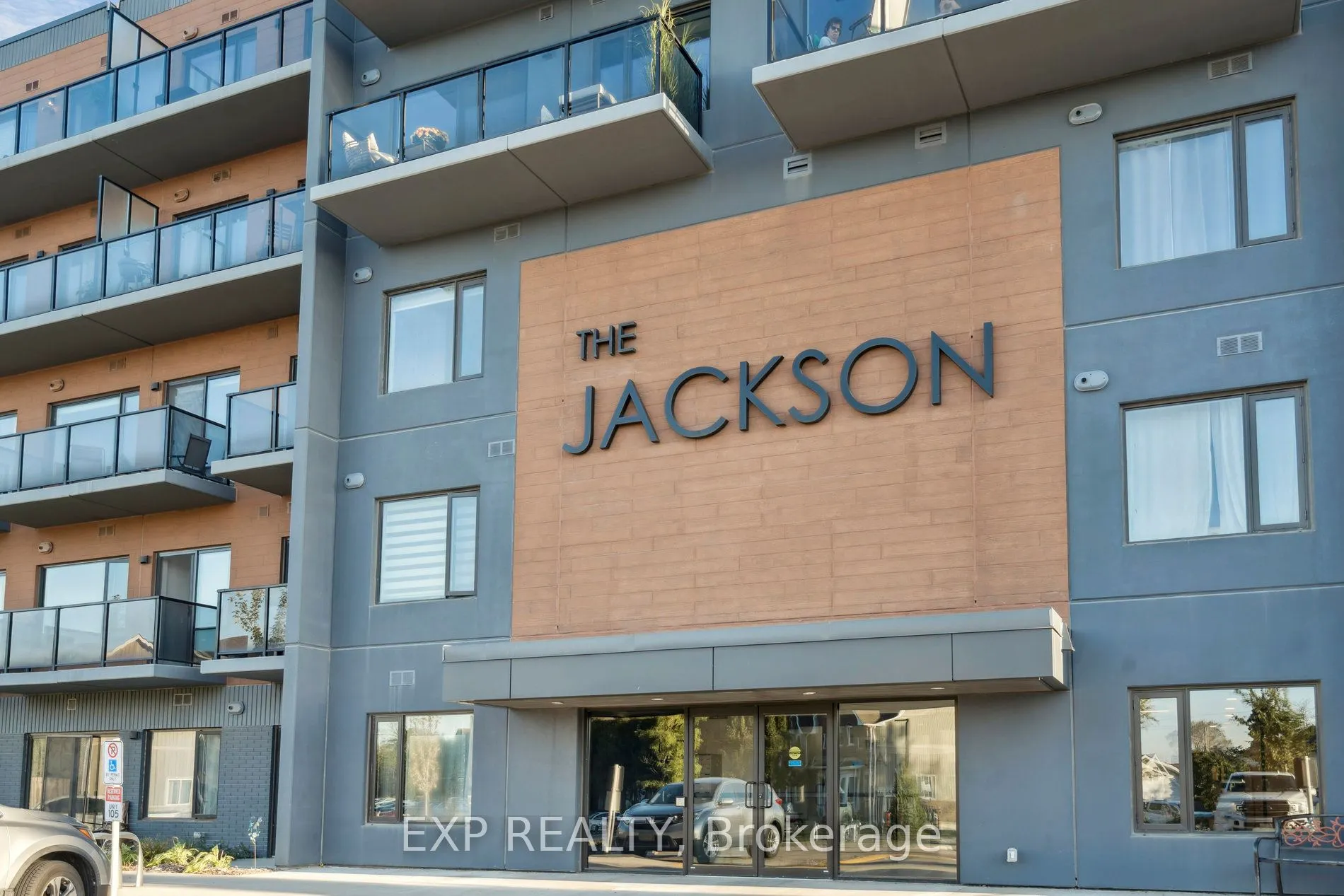 64 Main Street N, #316