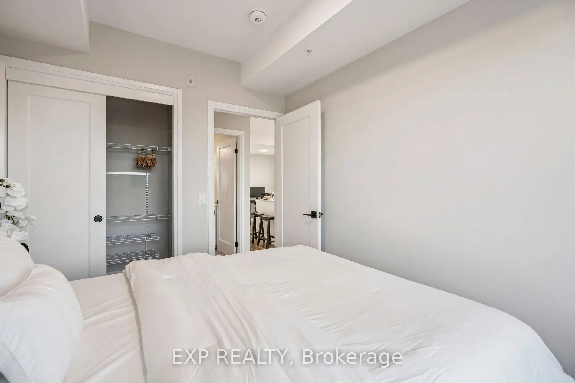 64 Main Street N, #316