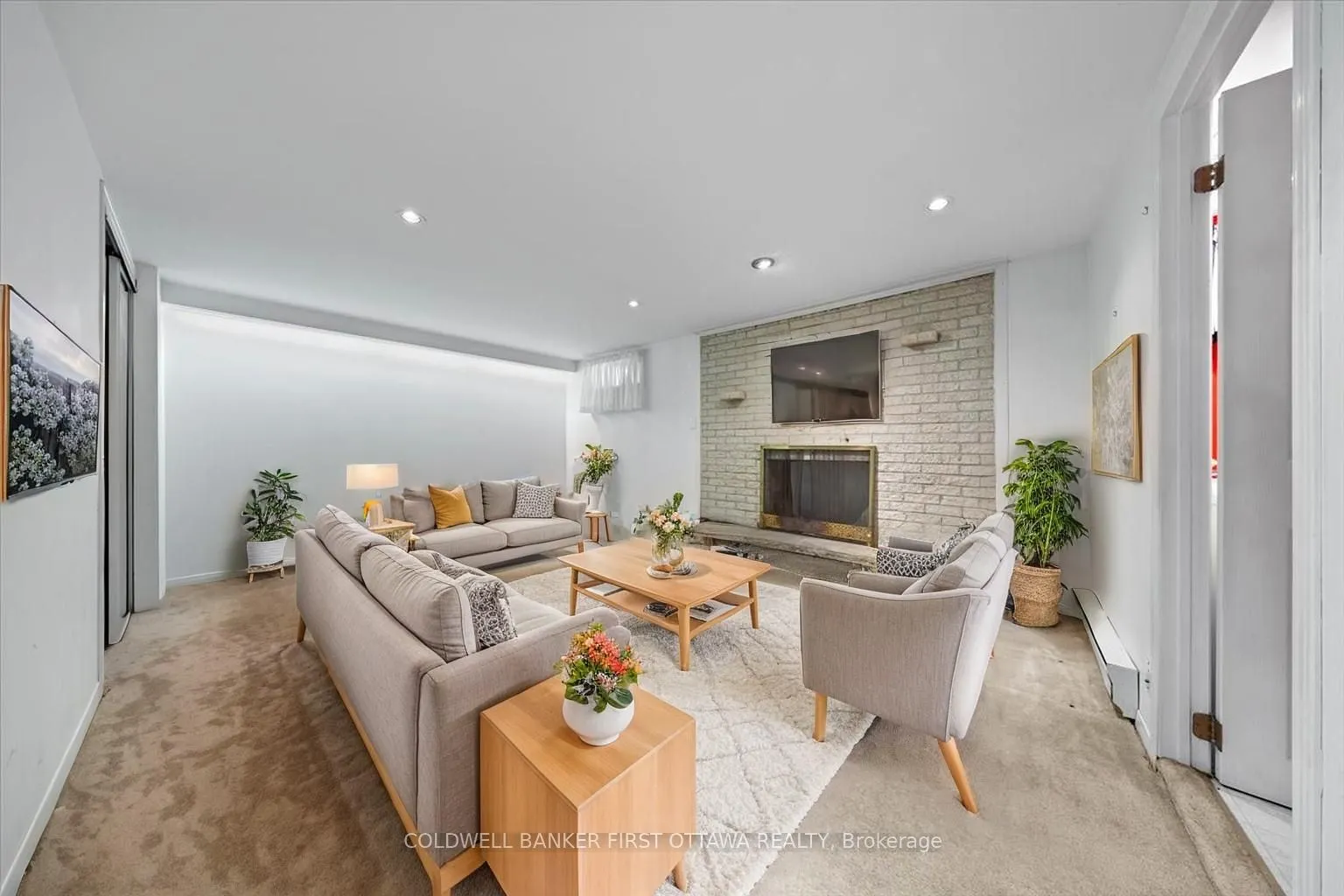 2326 Harding Road