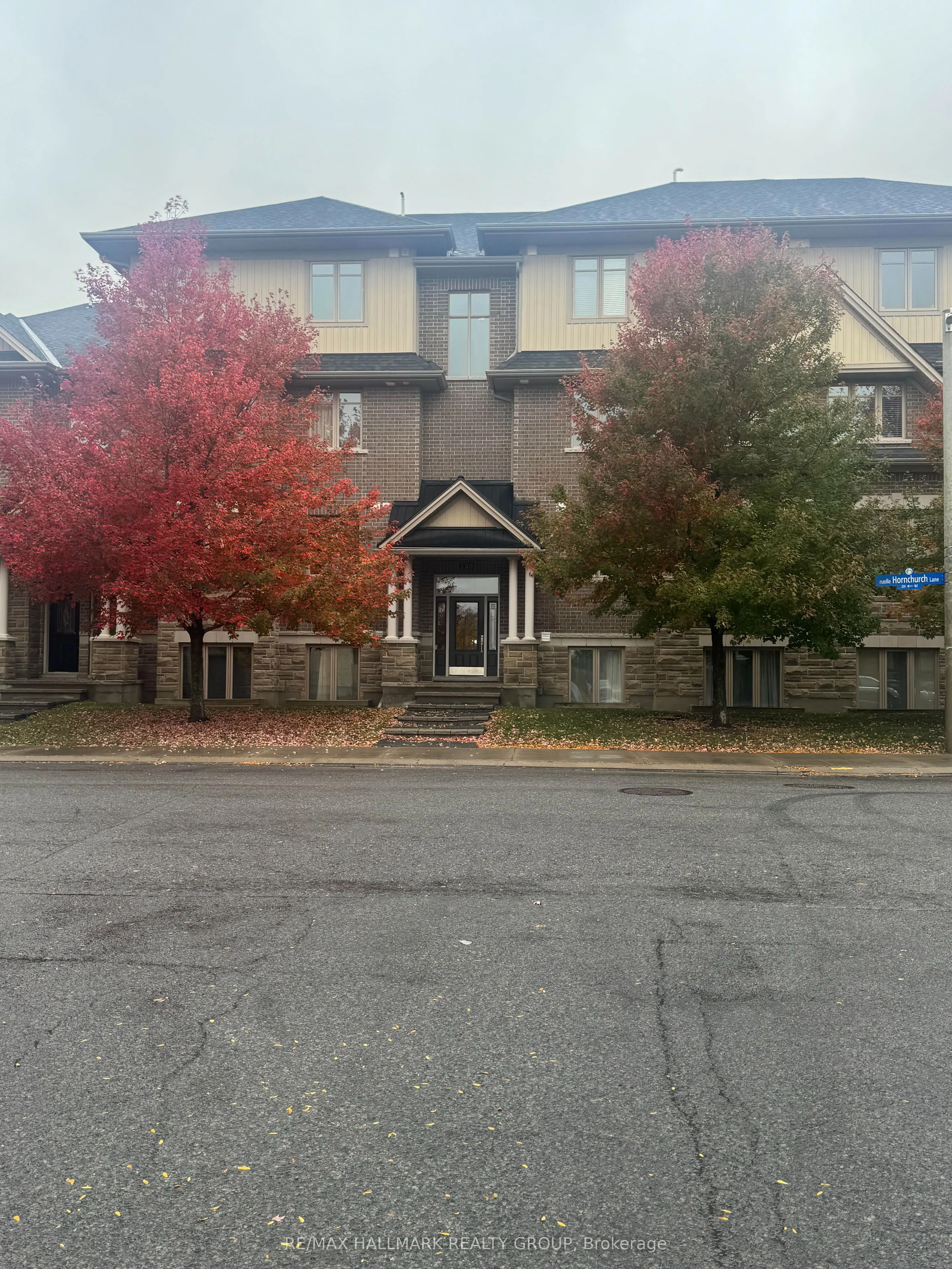 190 Hornchurch Lane, #B