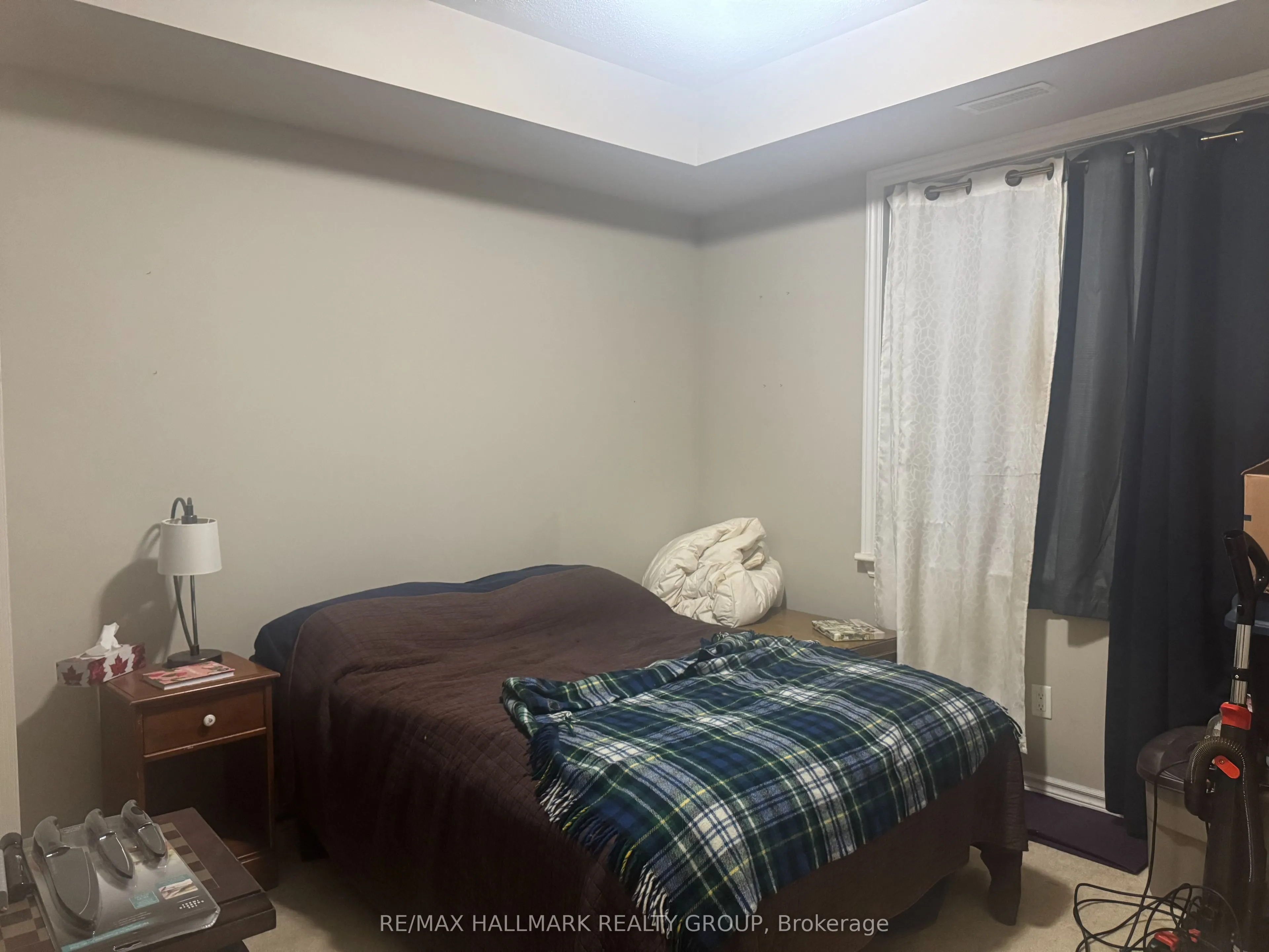 190 Hornchurch Lane, #B