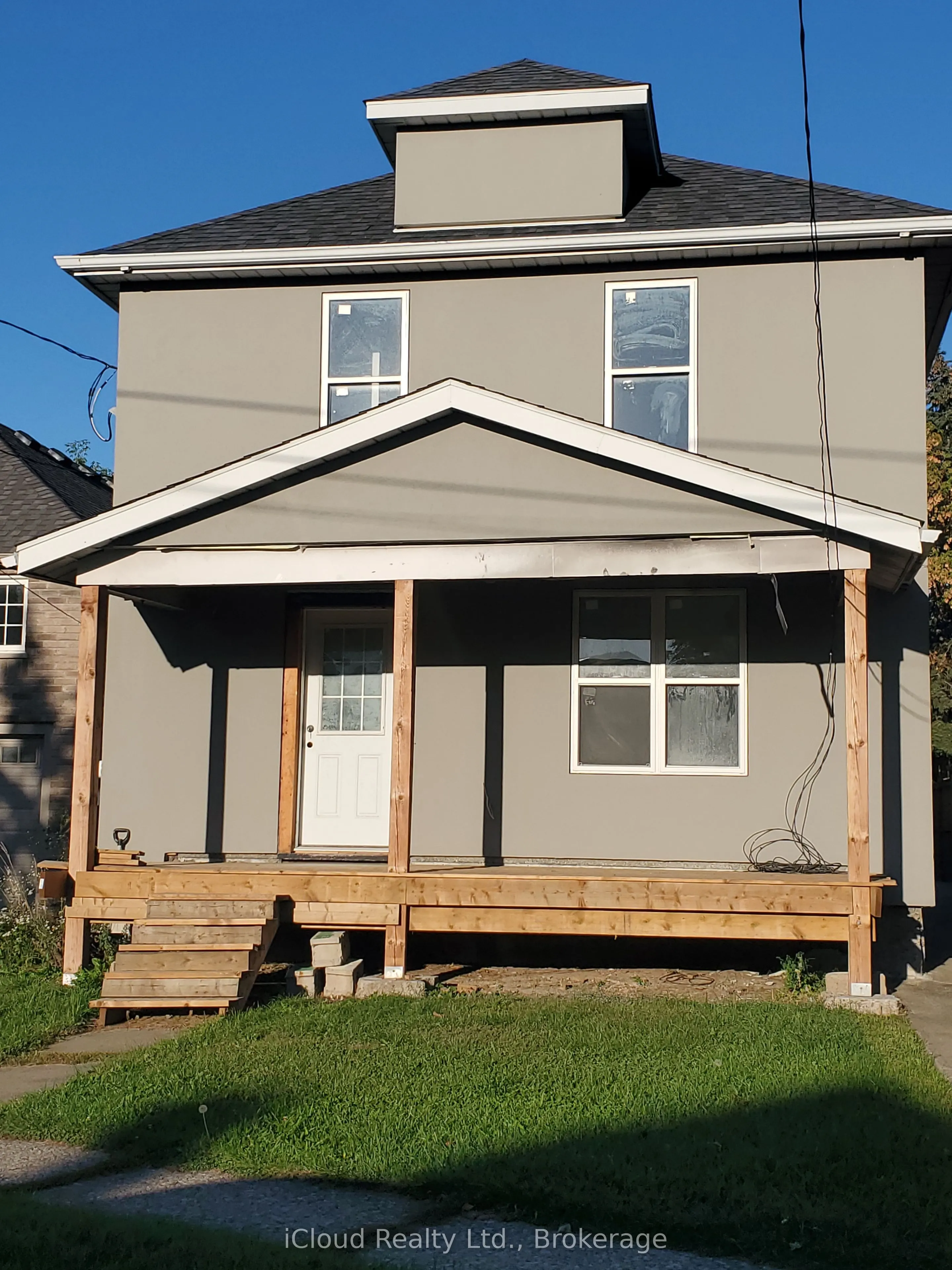 62 Currie Street