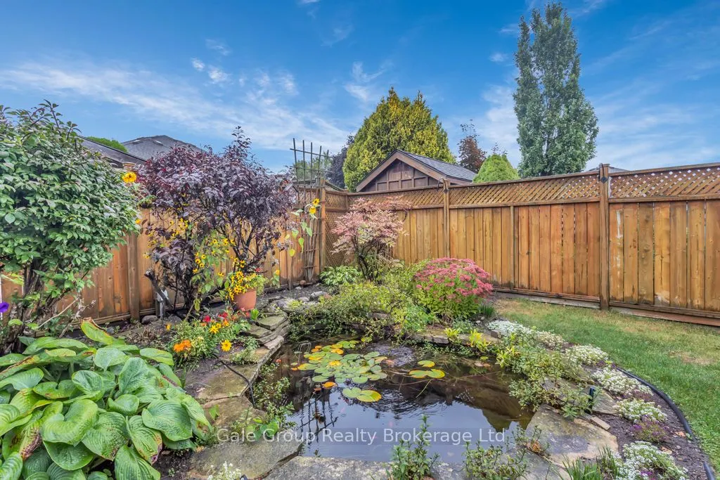 37 Crow Crescent