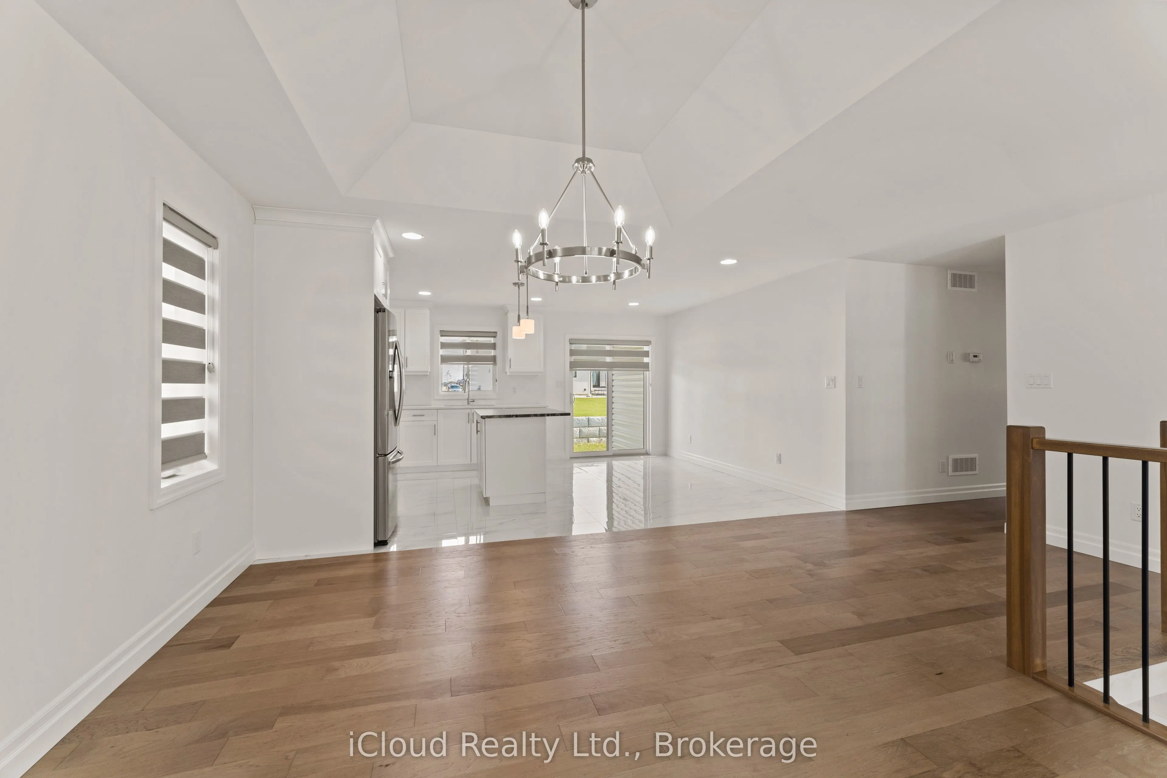 22 Kingsbridge Drive