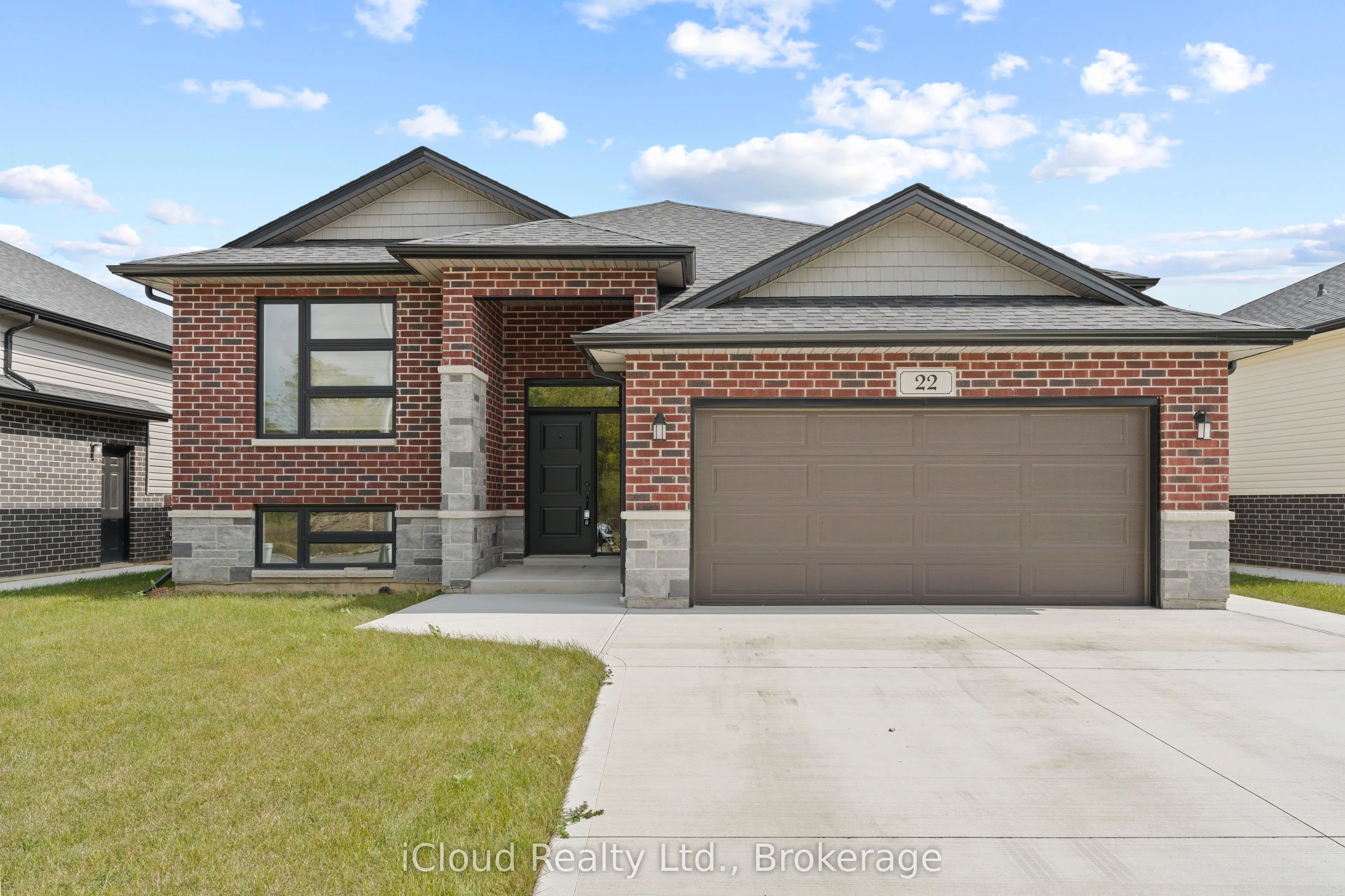 22 Kingsbridge Drive