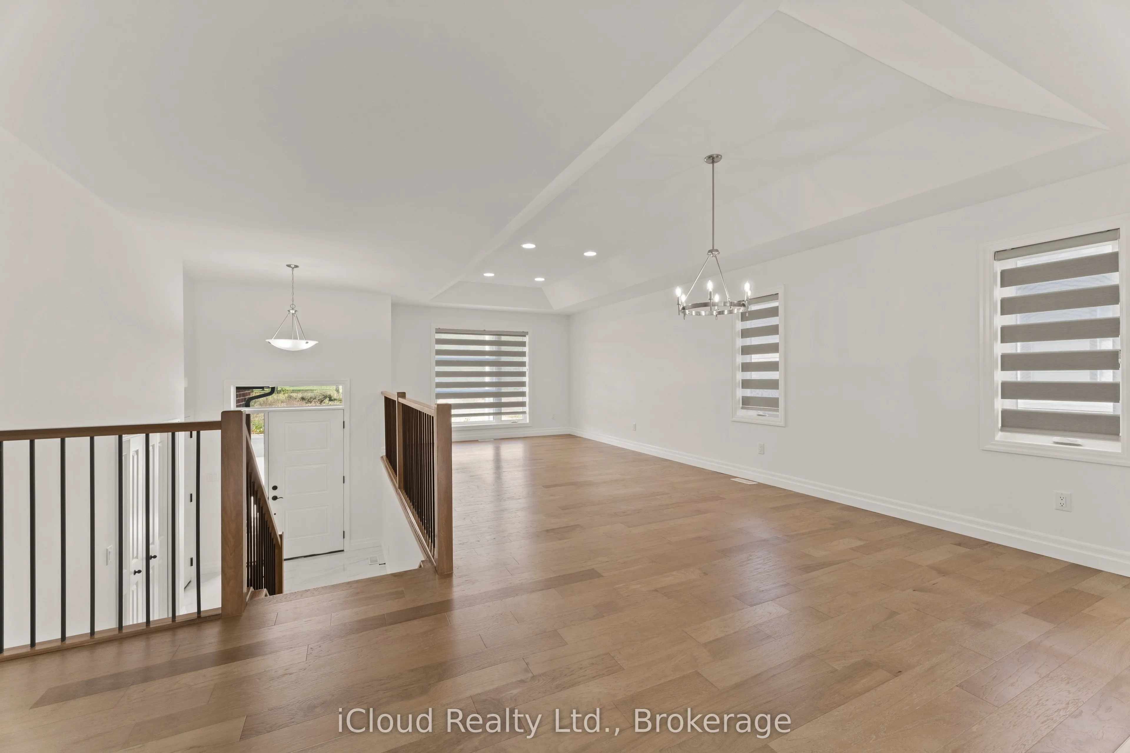 22 Kingsbridge Drive