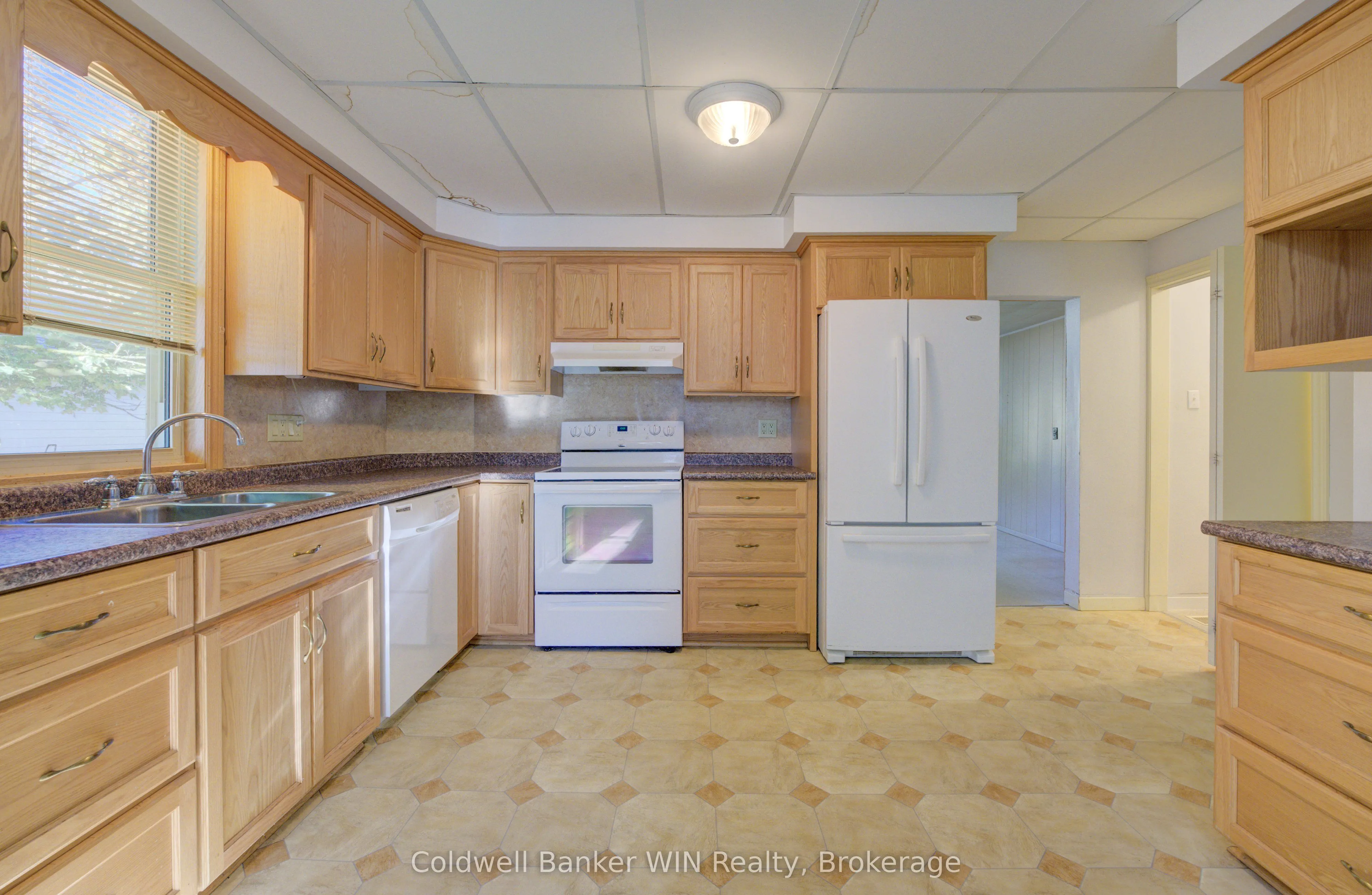 481 Birmingham Street W