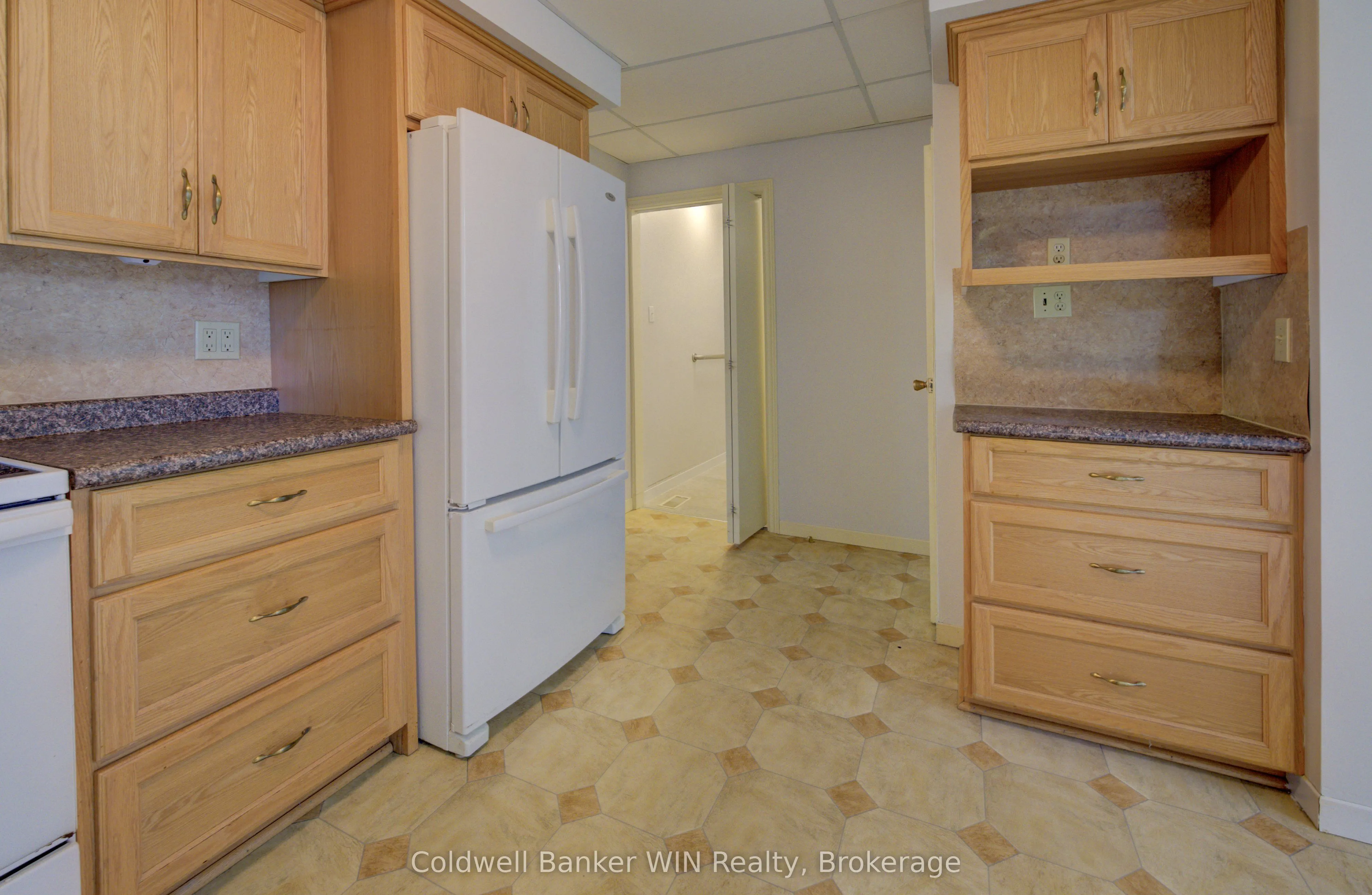 481 Birmingham Street W