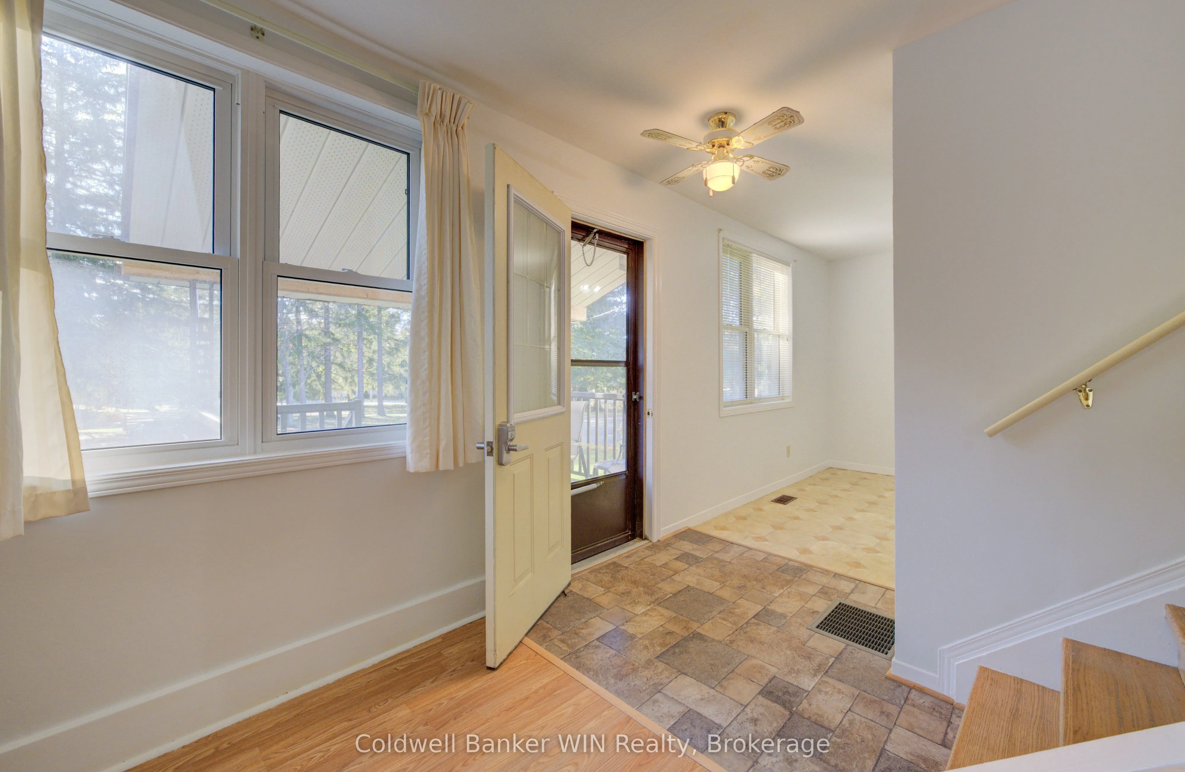 481 Birmingham Street W