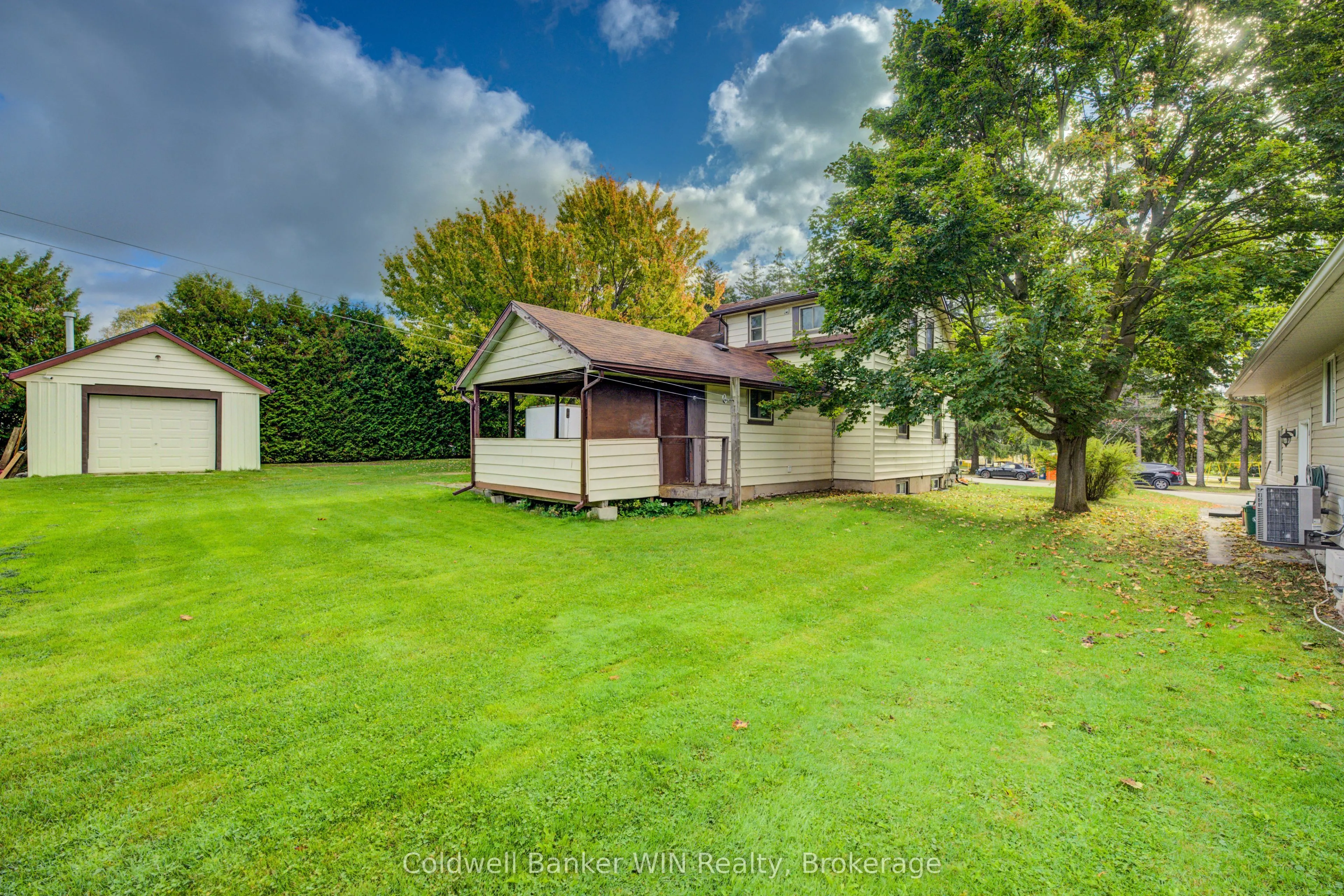 481 Birmingham Street W