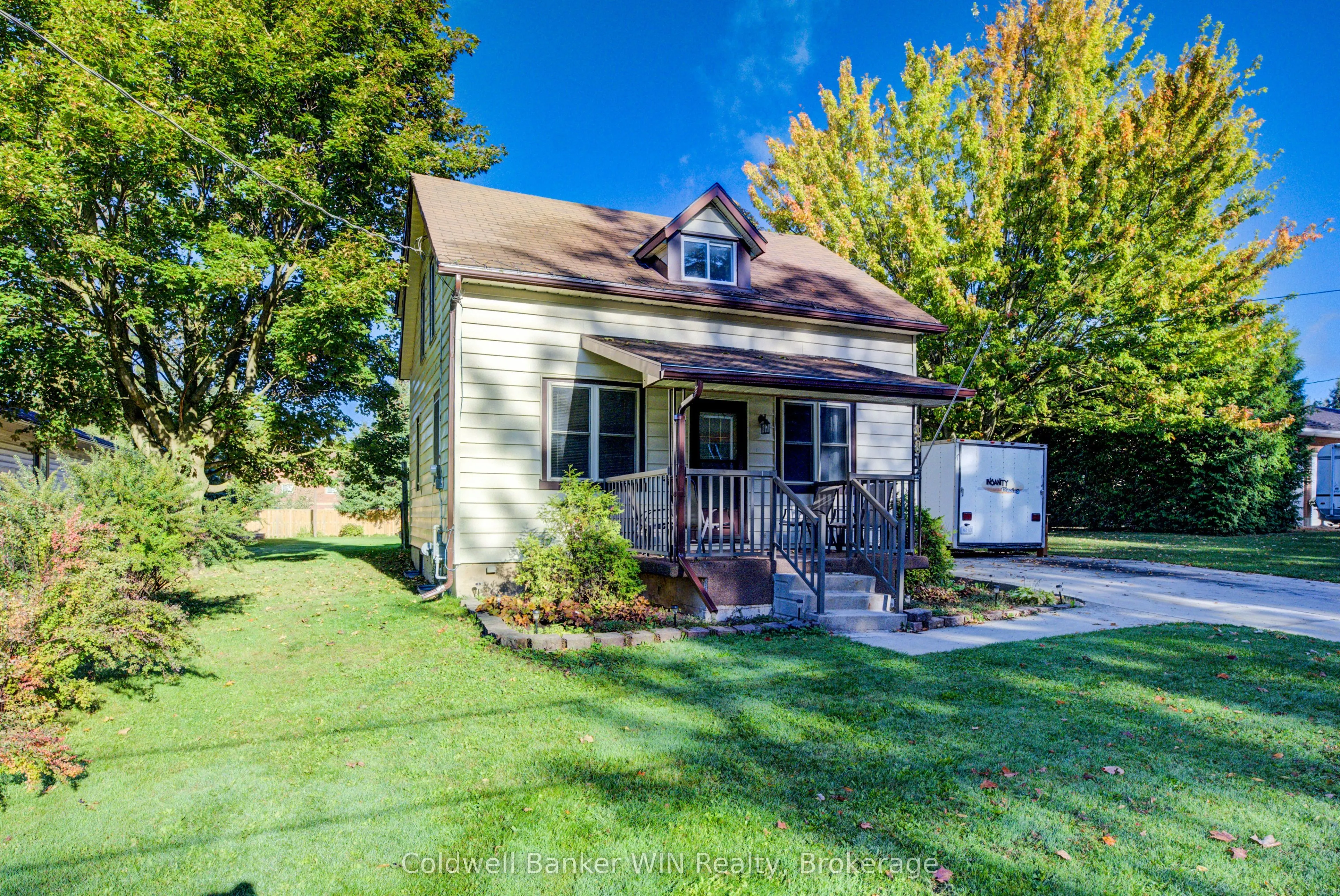 481 Birmingham Street W