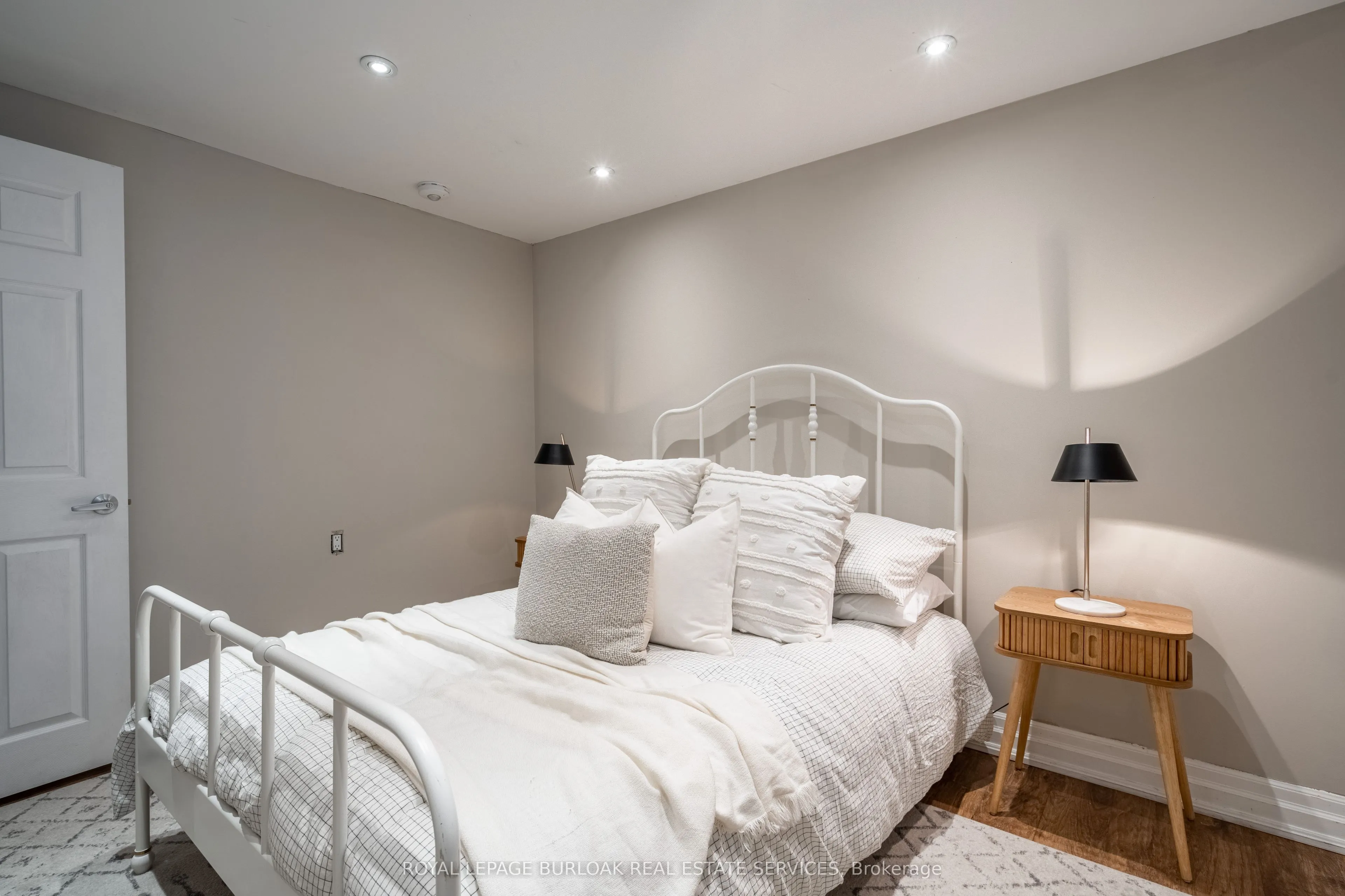 34 Briarwood Crescent, #Lower