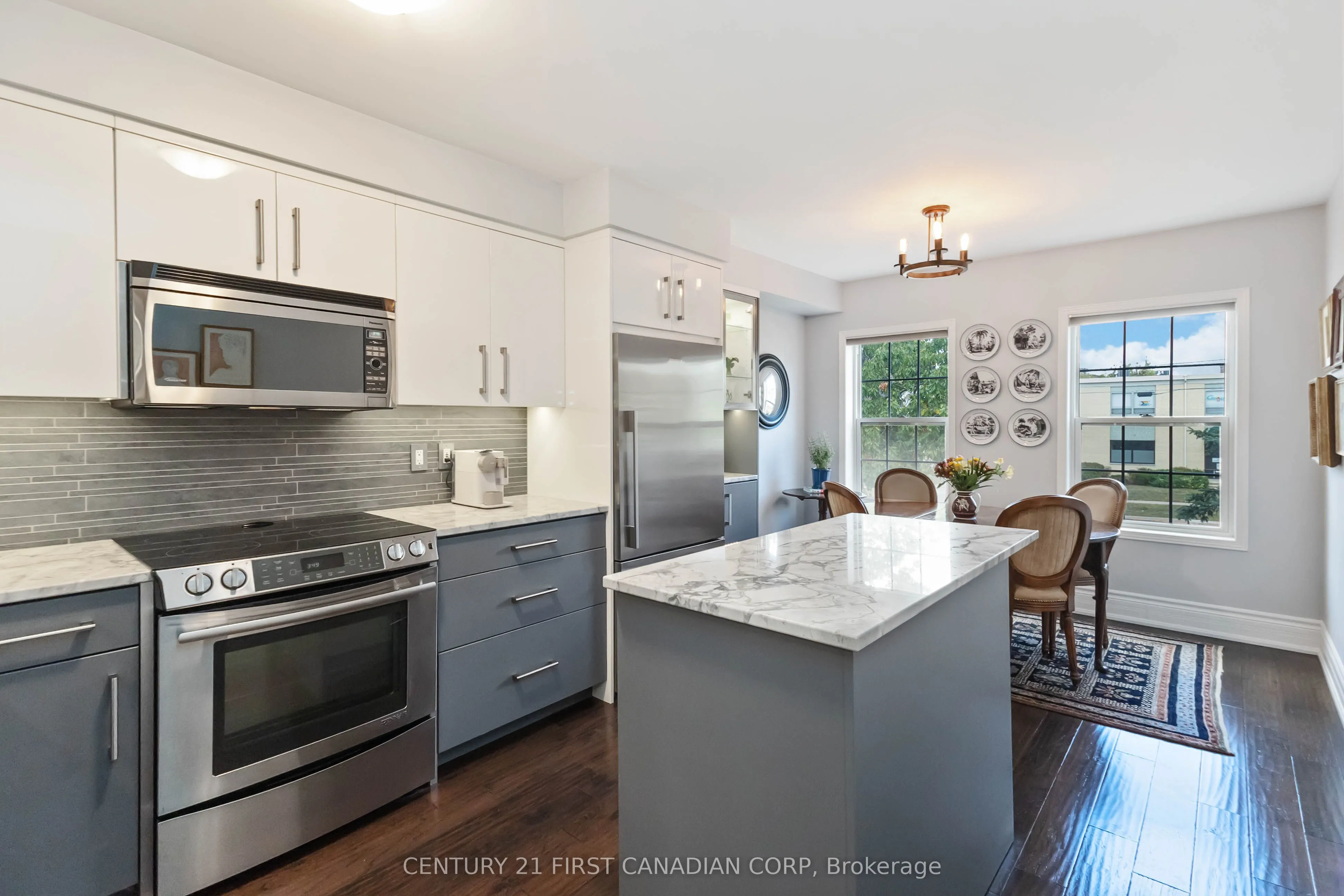 609 Colborne Street E, #4