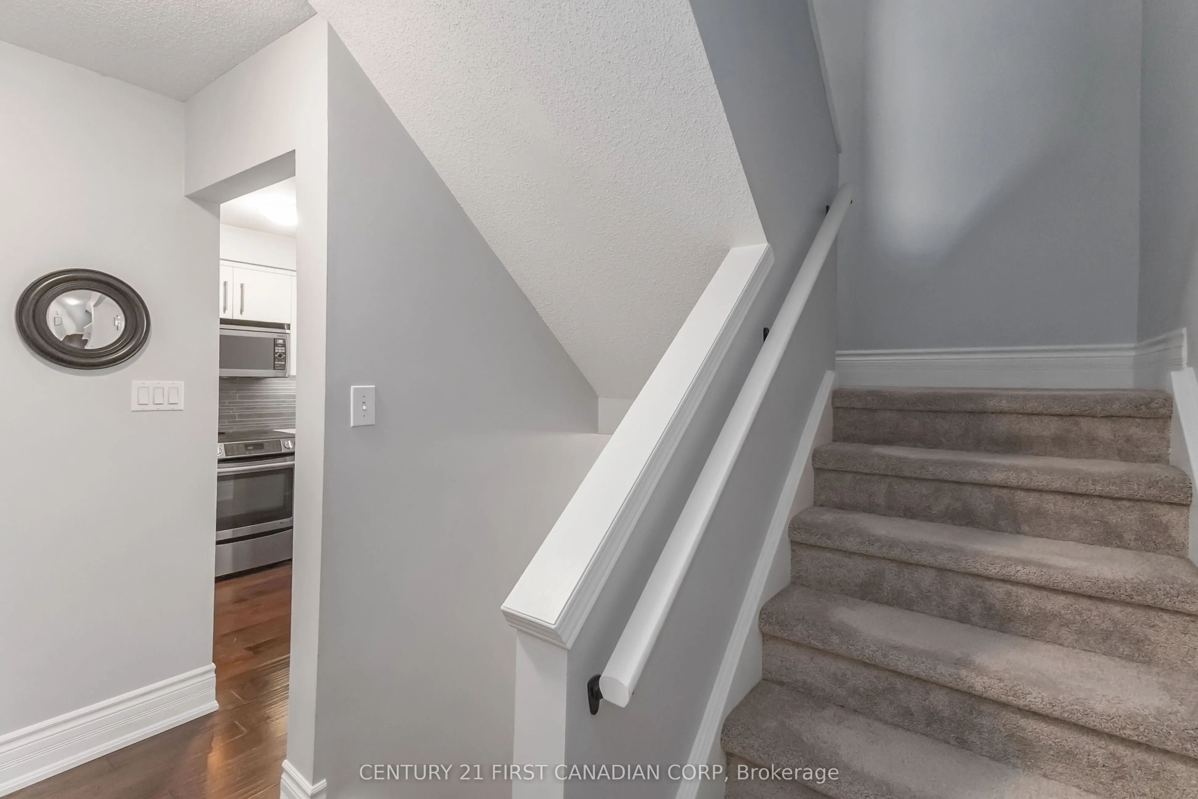 609 Colborne Street E, #4